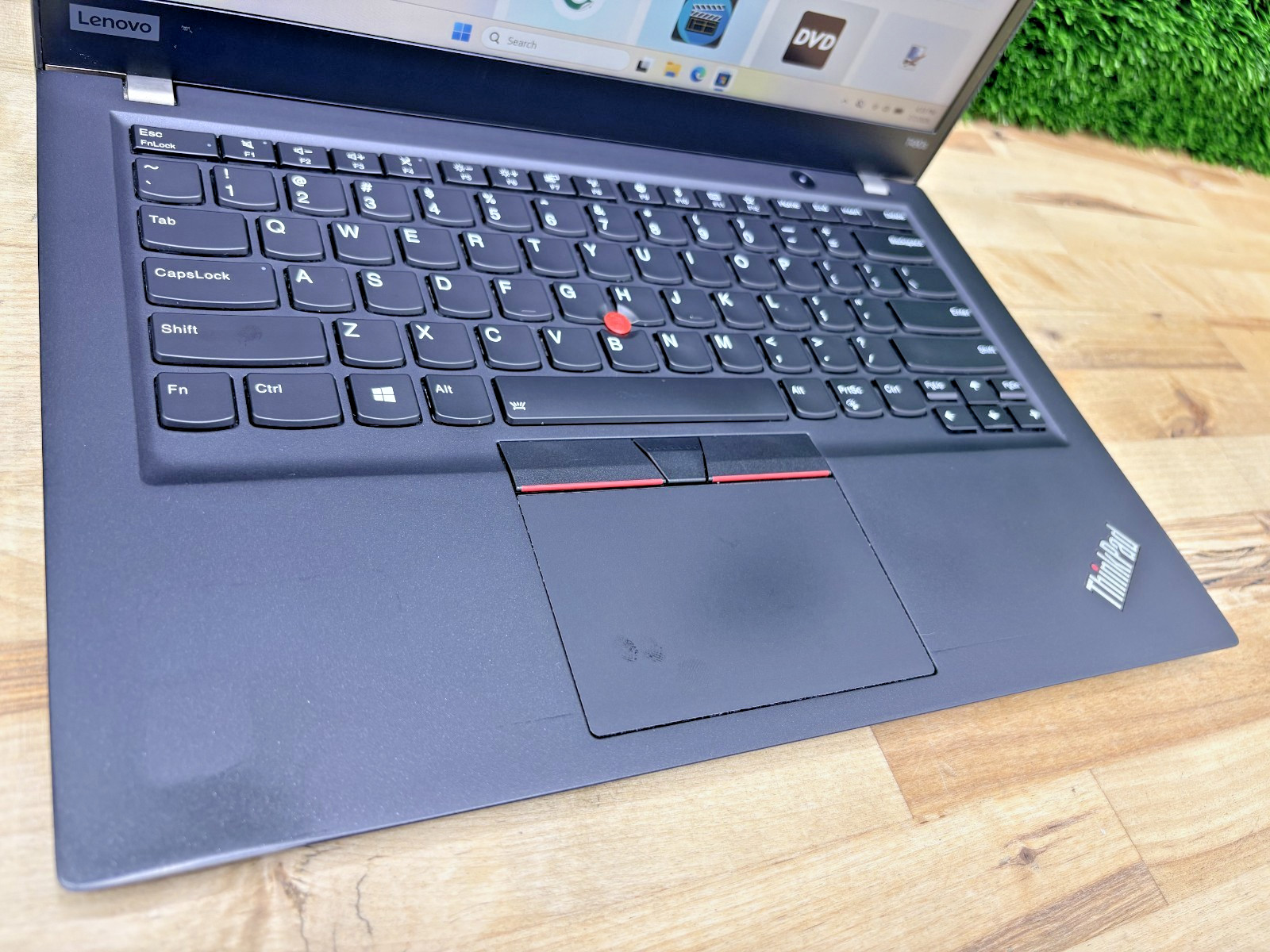 Lenovo ThinkPad T490s Intel i7-8th Gen 1.90GHz 16GB RAM 256GB SSD Windows 11 P*