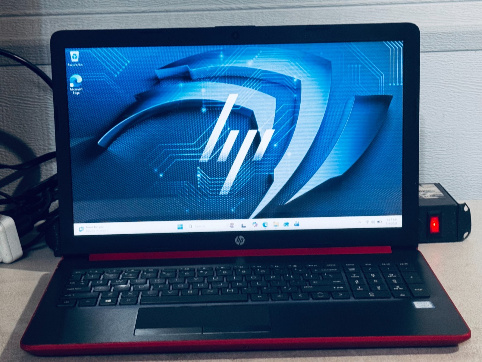 HP Quad-Core Laptop-Intel i7 8565U-12GB RAM-256GB SSD WIN 11