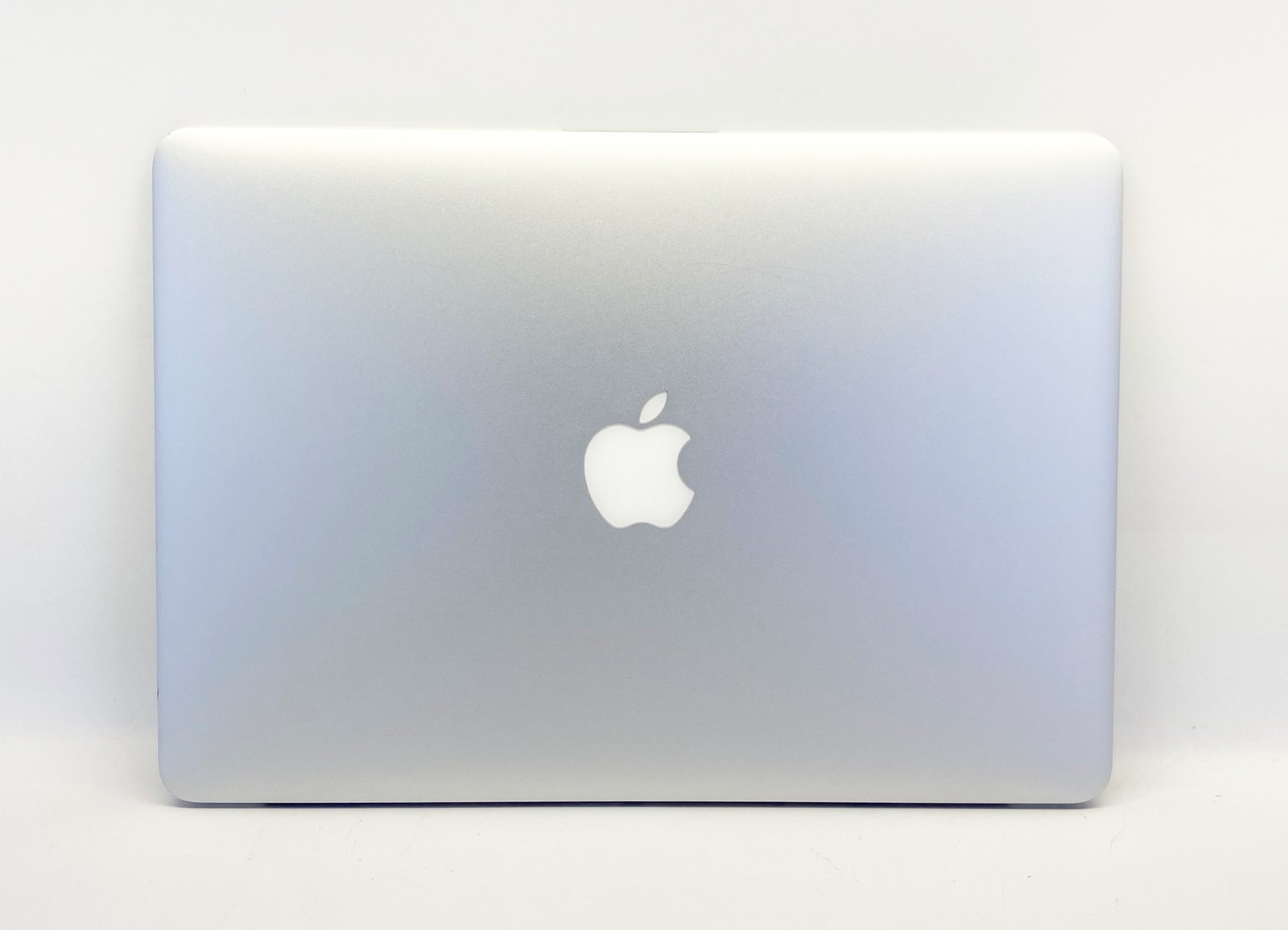 Apple MacBook Air 13″ Early-2015 Core i5-5250U 1.6GHz 8GB RAM 128GB SSD A1466…