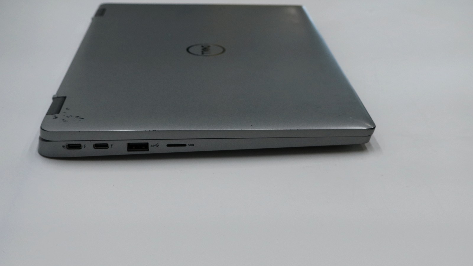 Dell Latitude 5330 13″ i7-1265u 16GB 512GB – Excellent