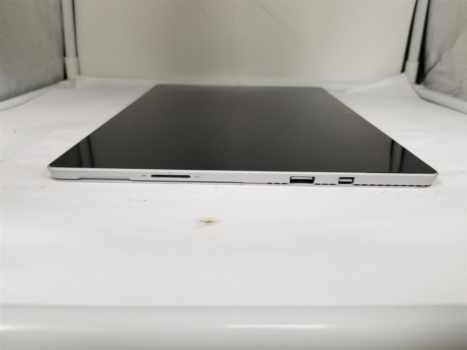 Microsoft Surface Pro 4 Core i5 12.3″ 8GB/128GB Silver See Details VD6241