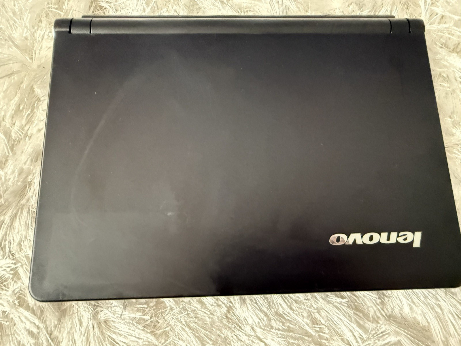 Lenovo IdeaPad S10 10″ Atom 1.6GHz/1GB/750GB HDD Windows 7