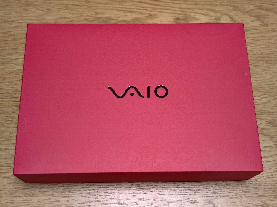 VAIO SX14 RED EDITION Windows 11 Home Intel Core i7 1065G7 Notebook PC d725