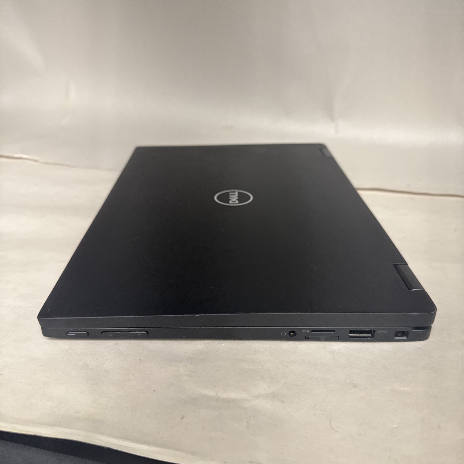 Dell Latitude 7389 13.3” (512GB SSD Intel Core i7-7600U 2.8GHz 16GB RAM) 2-In-1