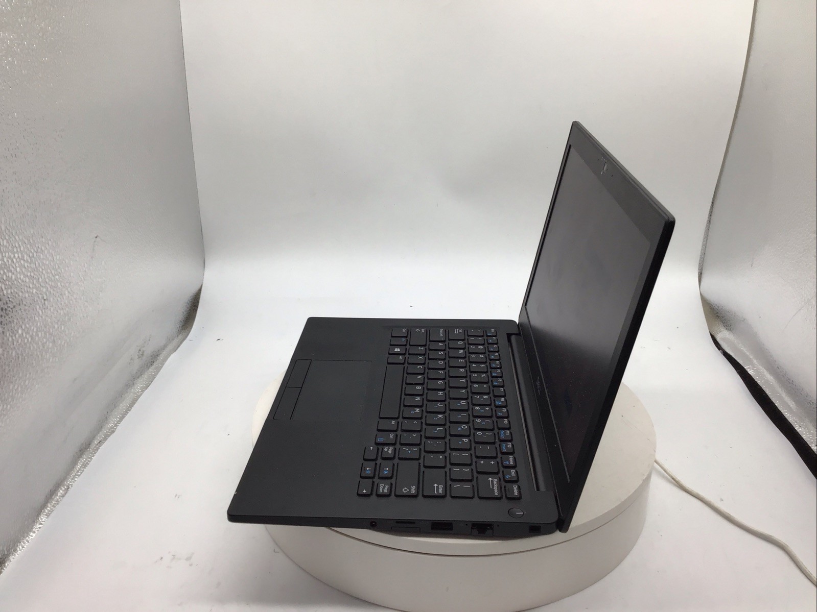 Dell Latitude 7290 12.5″ Laptop i5-8250U 8GB RAM 256GB SSD Windows 11 Pro Used R