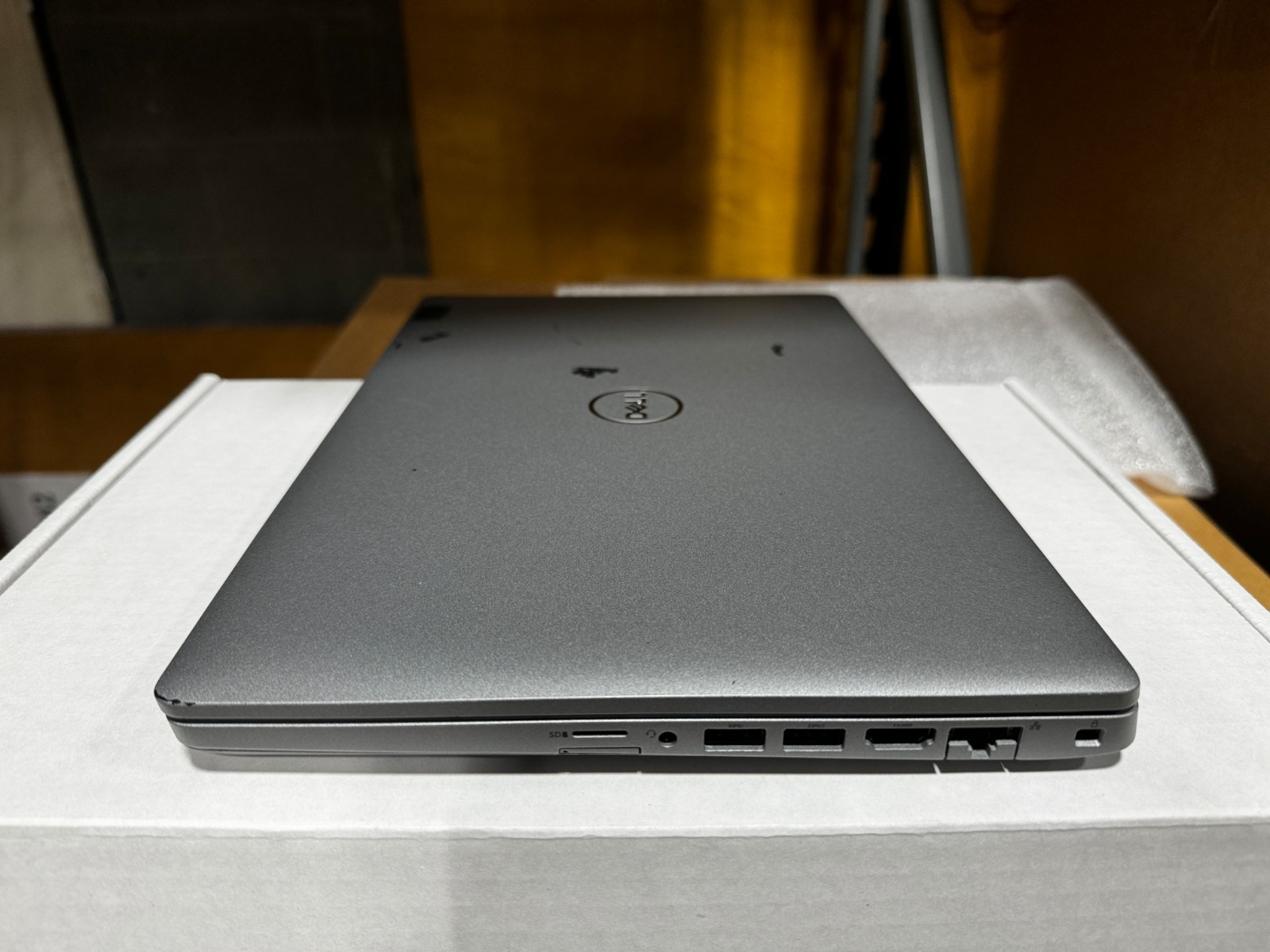Dell Latitude 5410 14″ FHD i5-10310U 1.7GHz 8GB RAM 256GB SSD Win 11 Pro, Good