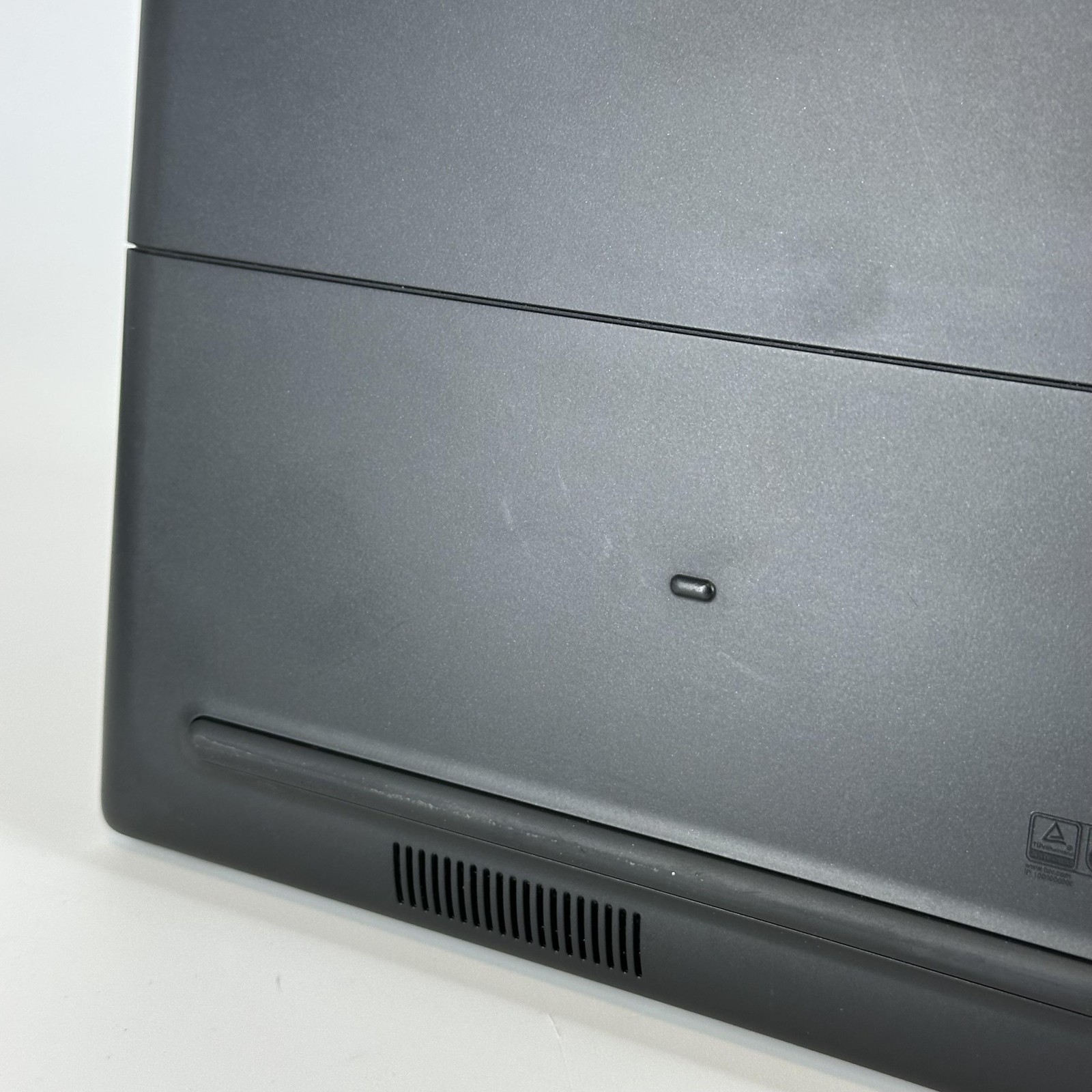 Dell Precision 7730 17.3 4K Xeon E-2176M 2.70GHz 64GB 1TB SSD Missing Trackpoint