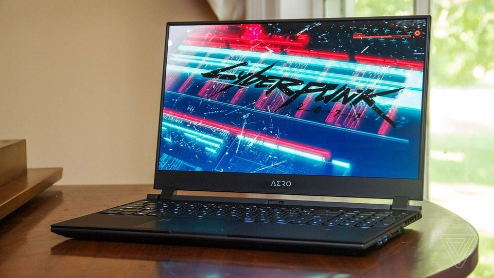GIGABYTE AERO OLED – 15.6″ UHD 4k, NVIDIA GeForce RTX 3080, 32GB, 512GB + 1TB