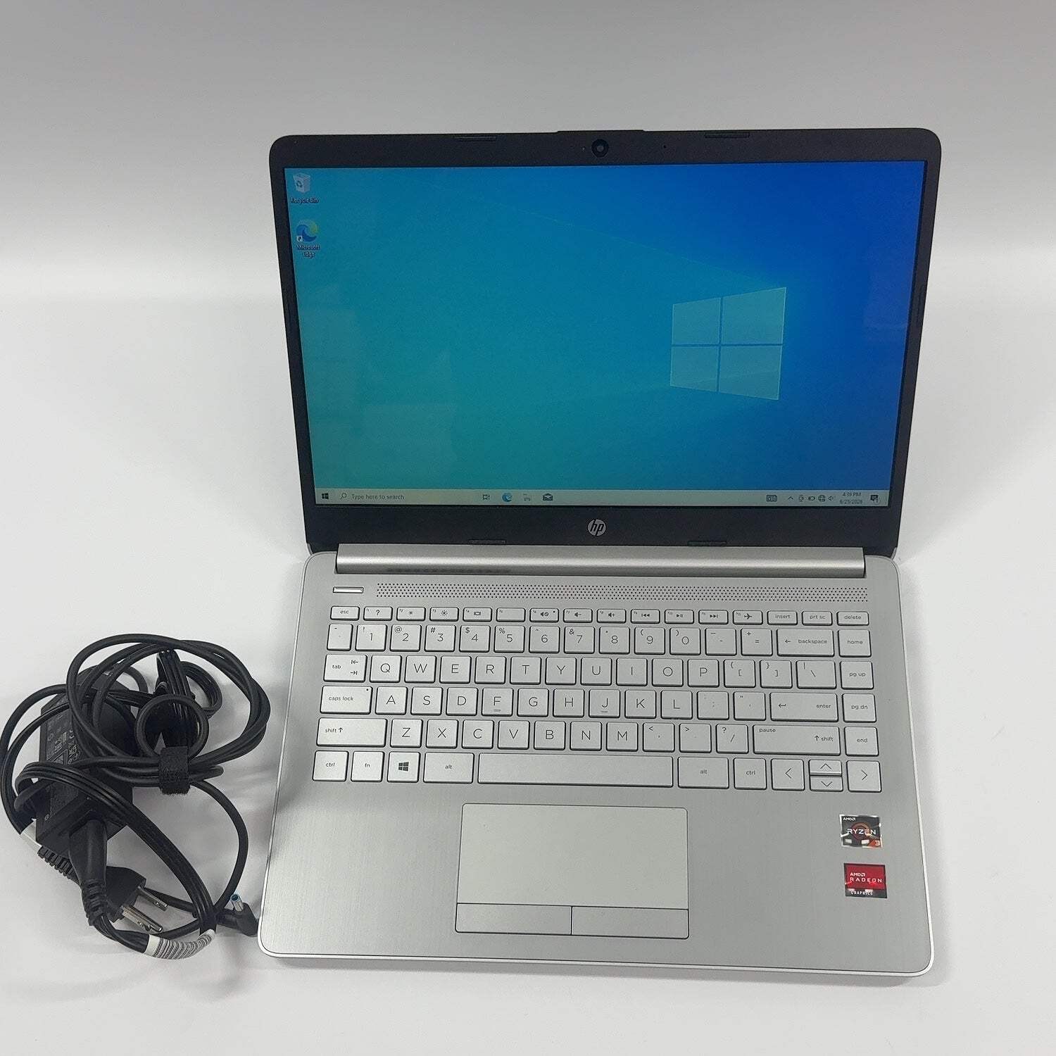 HP Laptop 14-DK1025WM 14″ Ryzen 3 3250U 2.6GHz 4GB RAM 1TB HDD