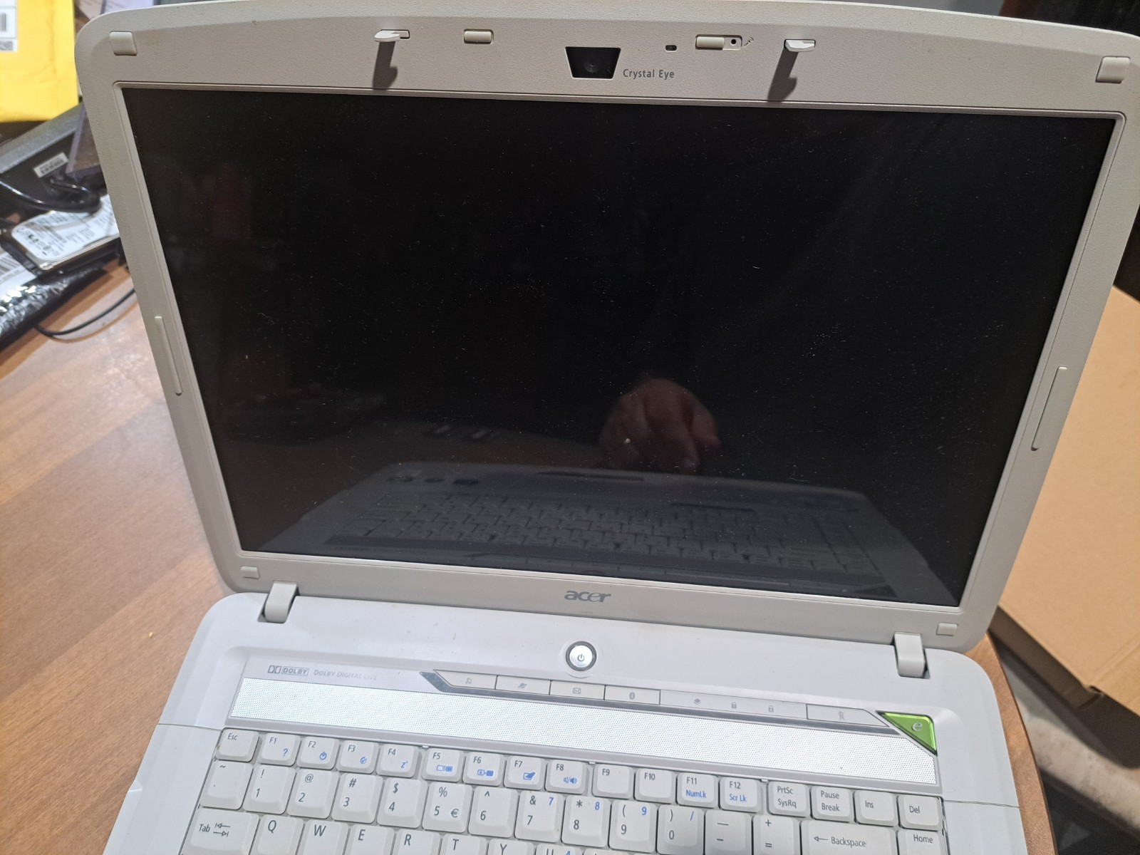 Acer Aspire 5520-5334 AMD Turion 64 X2 TL-58 1.7GHz NO Ram or HDD