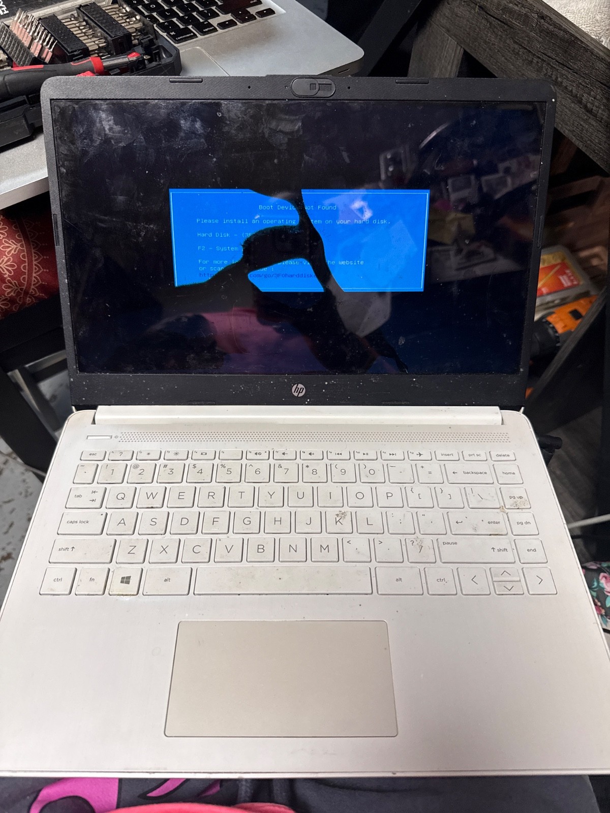 HP 14DQ0052DX 14″ (64 GB, SSD, Intel Celeron N, 1.10 GHz, 4 GB) Laptop -…