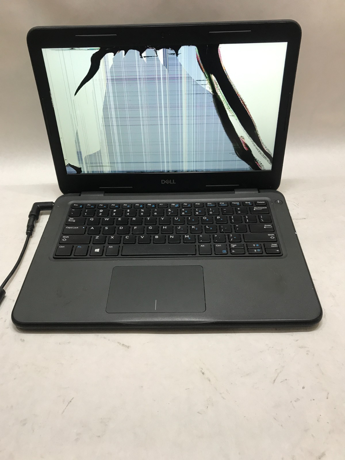Dell Latitude 3310 13″ Intel Core i3 NO RAM NO HDD/OS For Parts READ DESC!! – DW