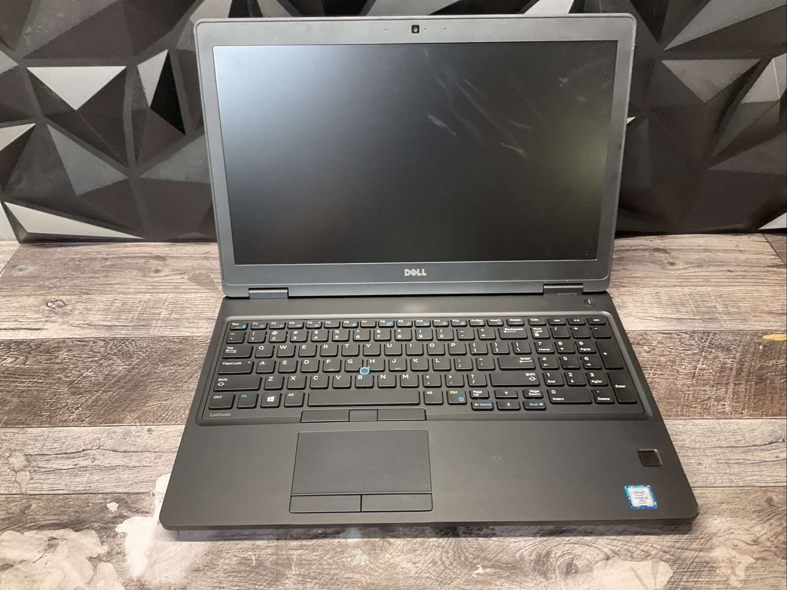 Dell Latitude 5580 / Intel Core i5 6th Gen / Parts Repair/ B6N
