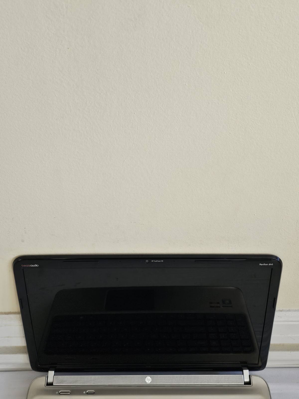 HP Pavilion dv6-6117dx Laptop – AMD A8-3500 – 4GB RAM – NO HDD/OS – Parts – READ