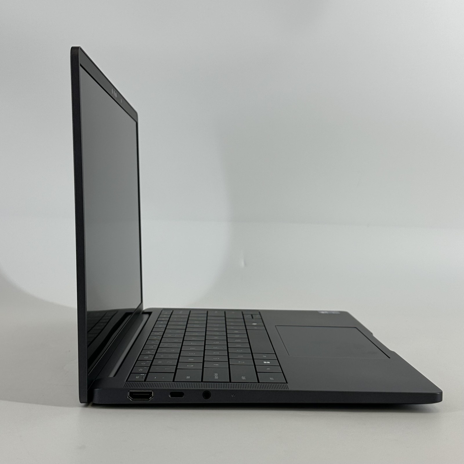 Dell Pro 14 Premium PA14250 FHD+ TOUCH 2.2 GHz Ultra 7 268V 32GB 512GB SSD
