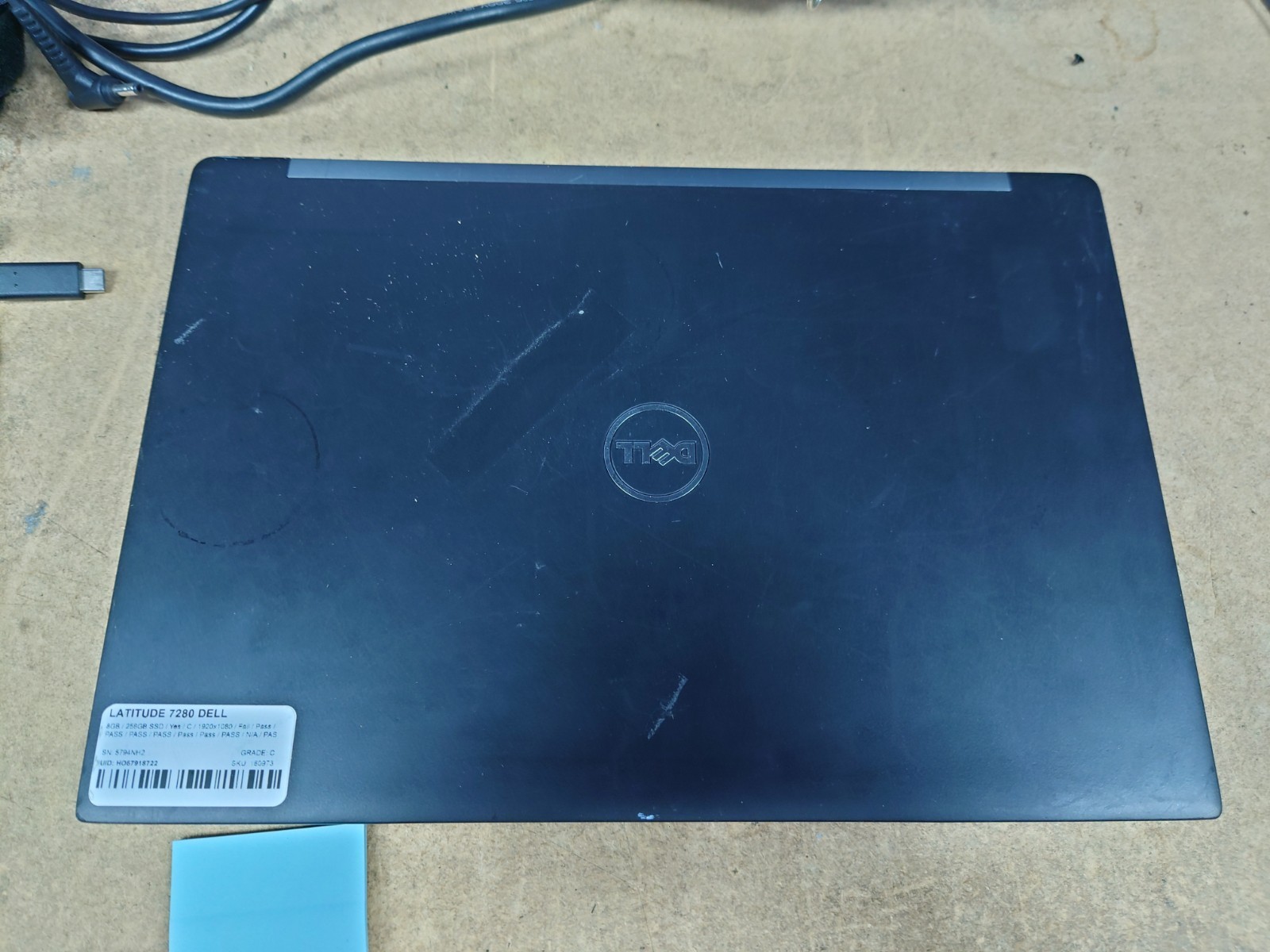 Dell Latitude 7280 12.5″ FHD i7-7600U 8GB RAM No Battery/OS/SSD