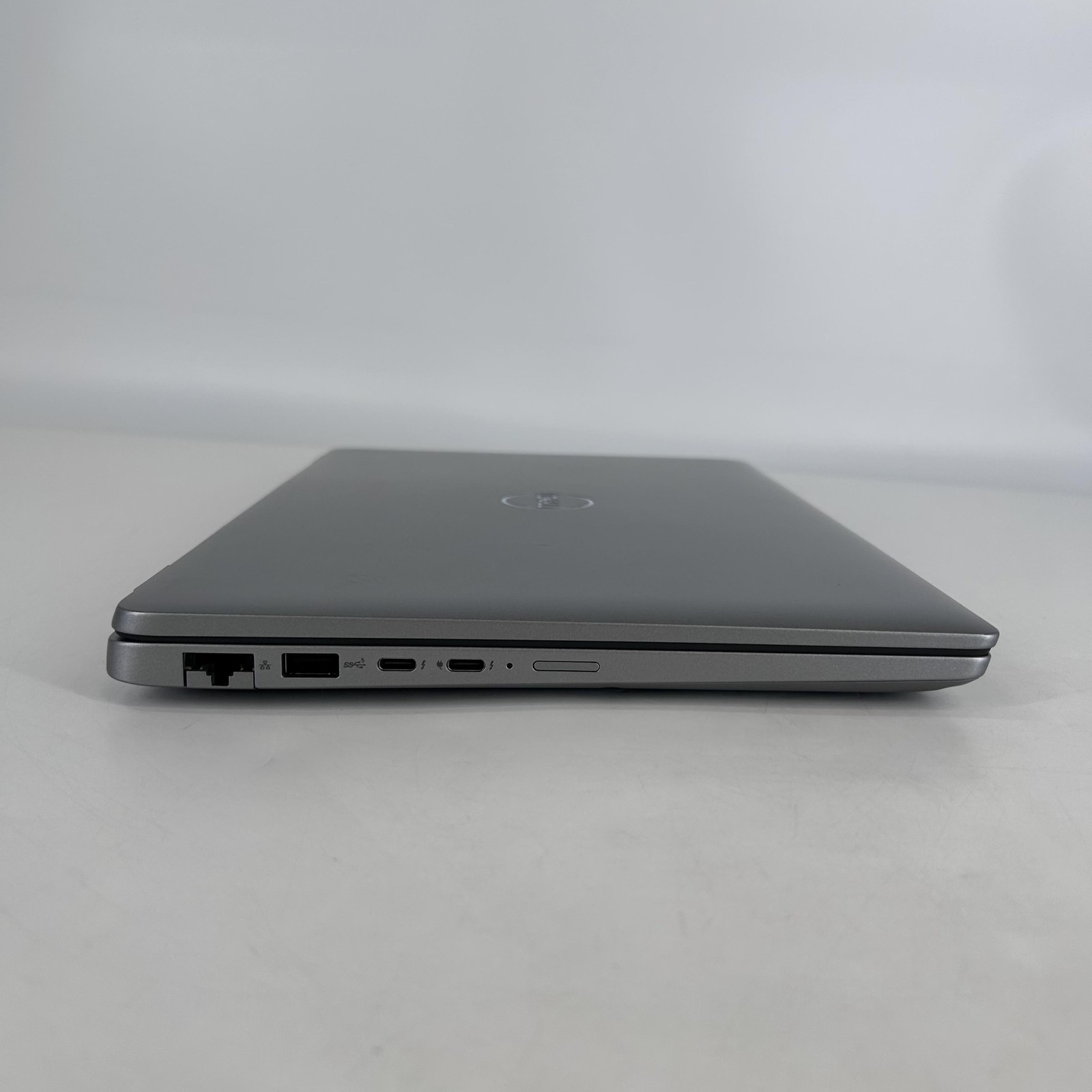 Dell Latitude 5450 14 Gray FHD 1.7 GHz Ultra 7 165U 16GB 512GB SSD Very Good