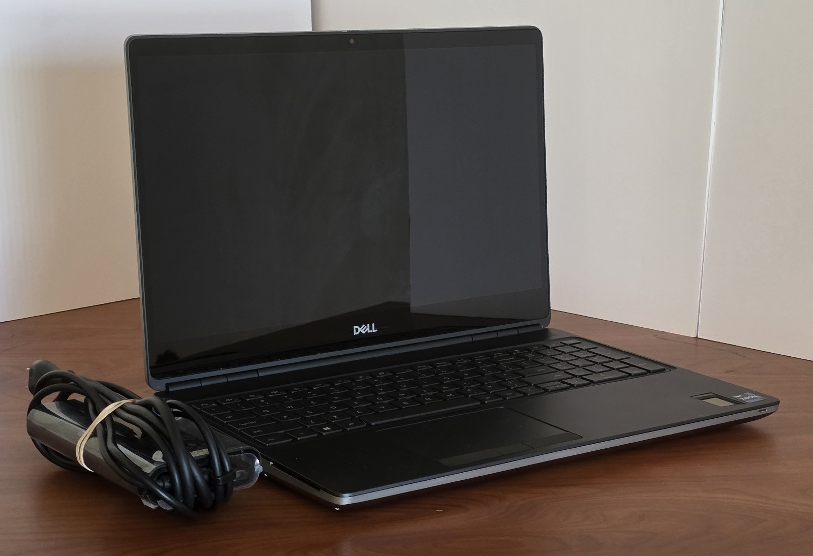 Dell Precision 7560 Mobile Workstation – Xeon / 128GB RAM / 6TB NVMe / RTX A2000