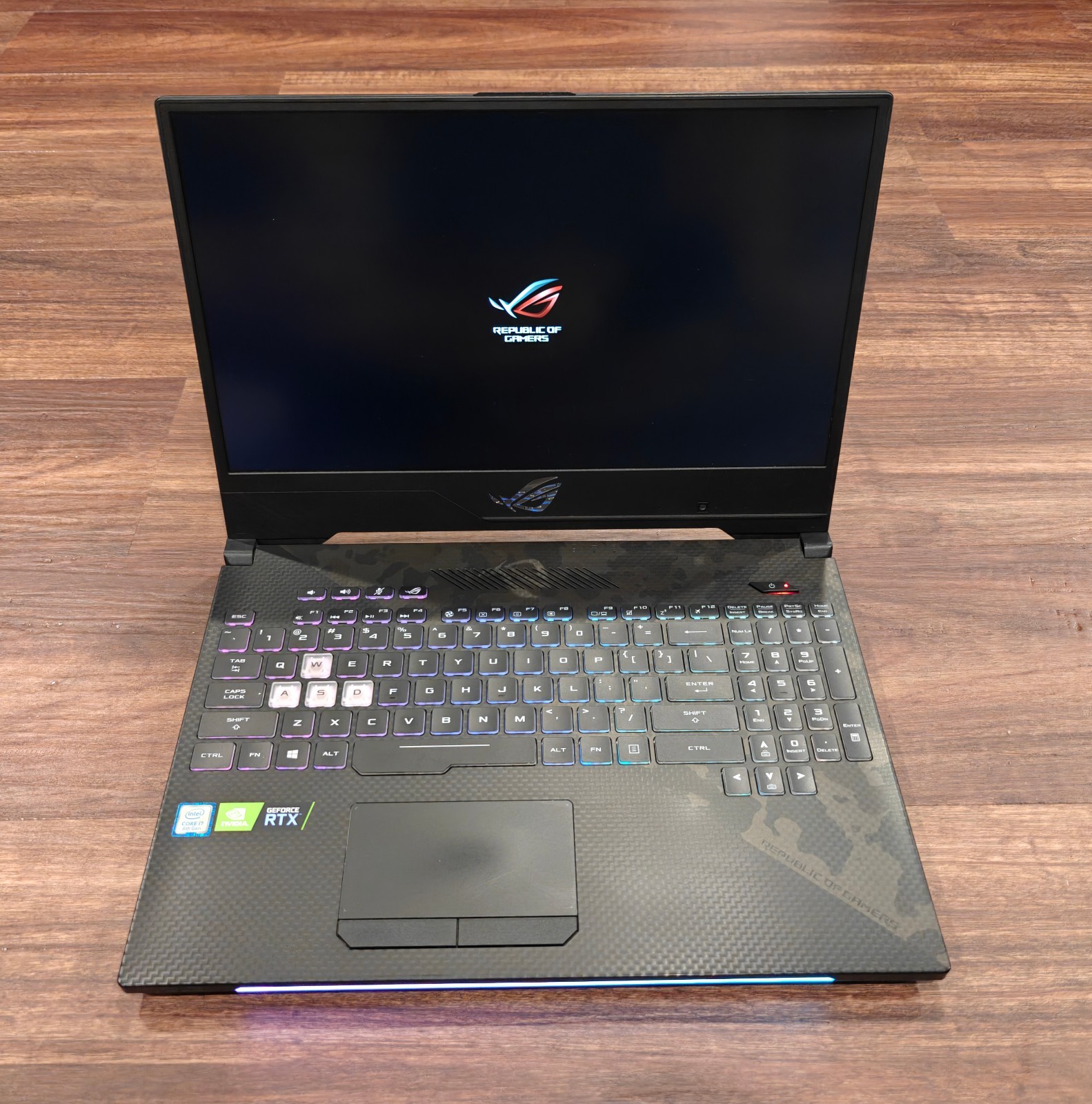 Asus ROG Strix SCAR II Gaming Laptop RTX 2070 32GB RAM 4TB NVMe SSD 15.6″ Win 11