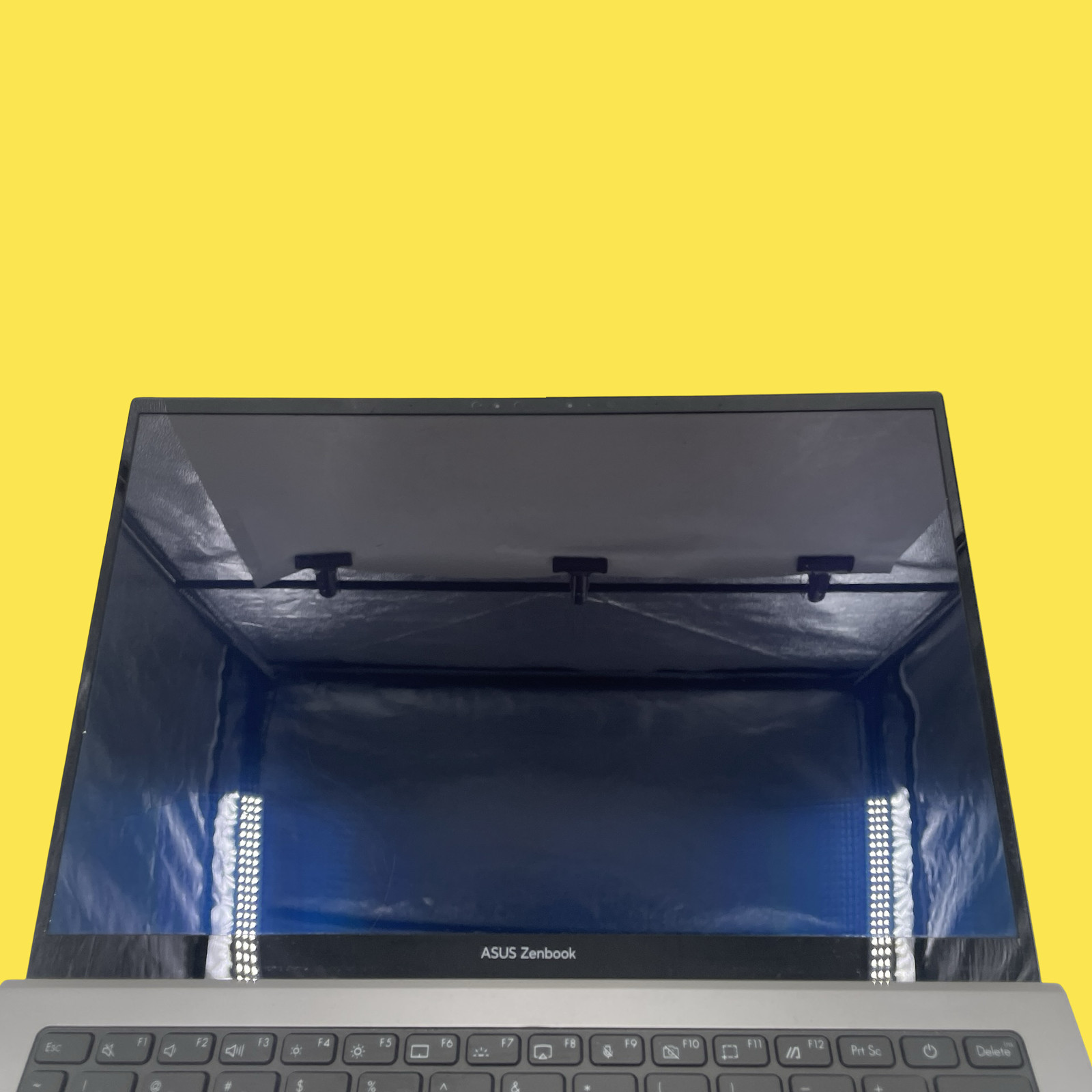 AS/IS ASUS ZenBook S13 UX5304M 13.3″ Intel Core Ultra 7 155U 1.7GHz #FP4311 (AR)