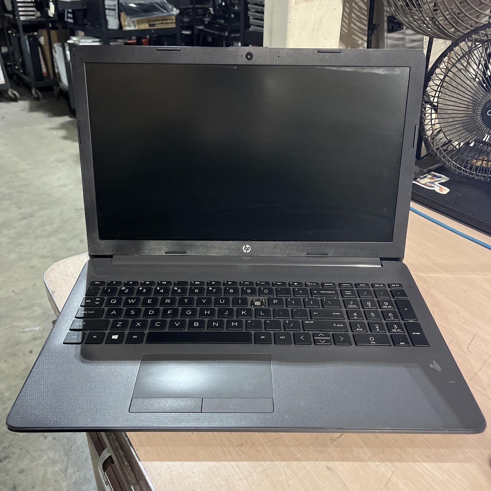 HP 255 G7 AMD A6-9225 RADEON R4 8GB RAM NO HD