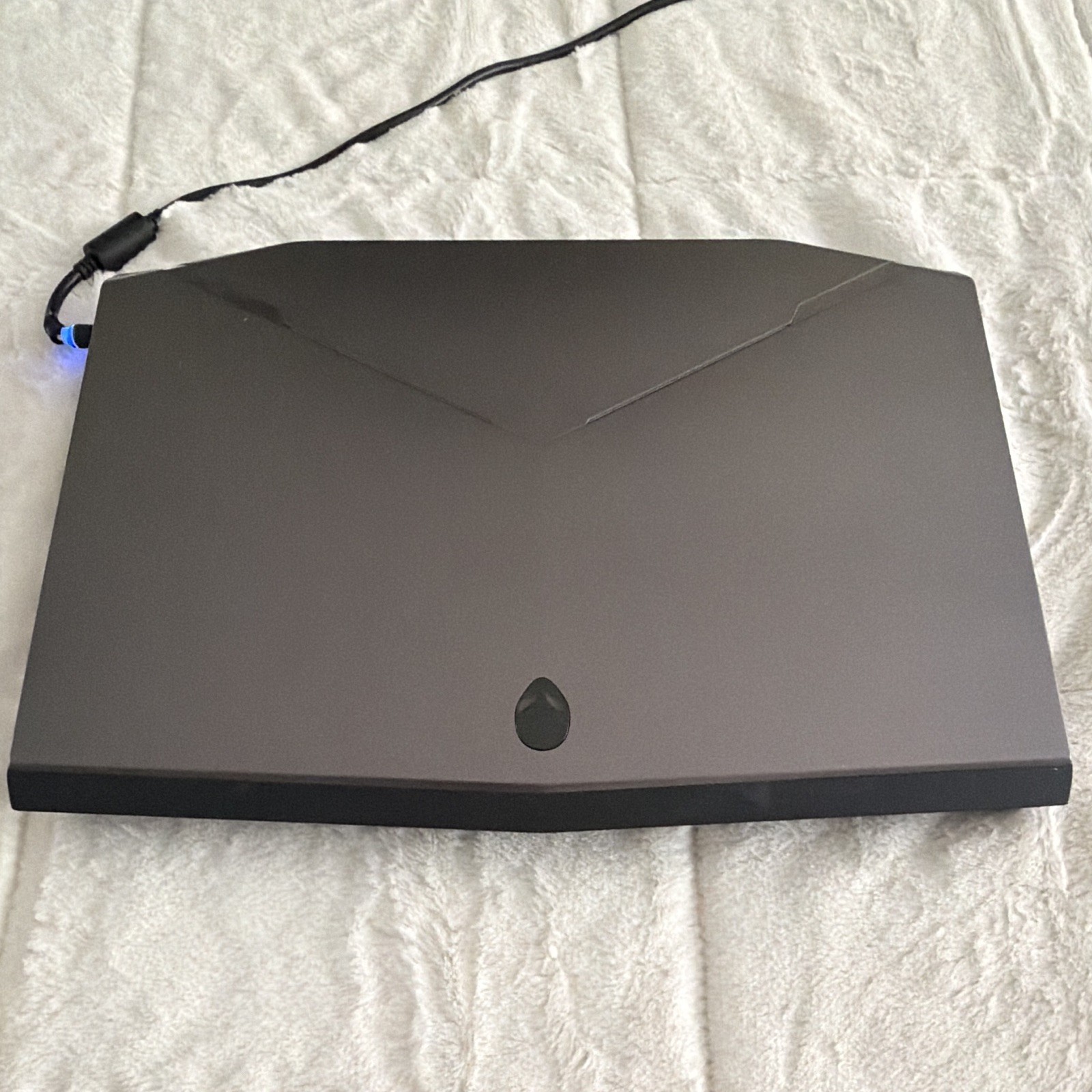 Alienware 17 R1 Gaming Laptop Intel Core i7-4700MQ 16GB RAM Windows 7 – READ
