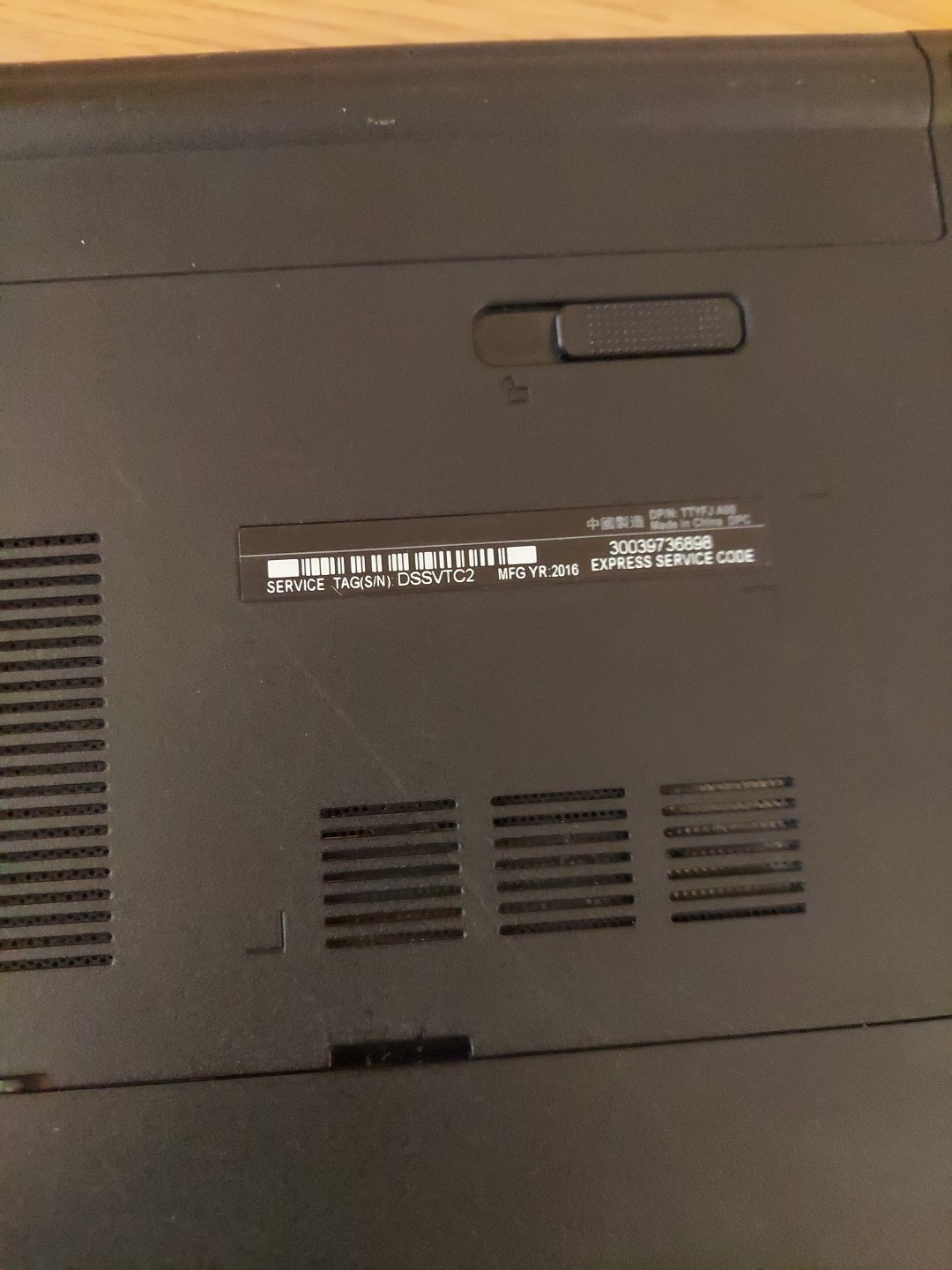 Dell Laptop P51F Inspiron 15 5000 Series 15″ Silver Not Working, For Parts