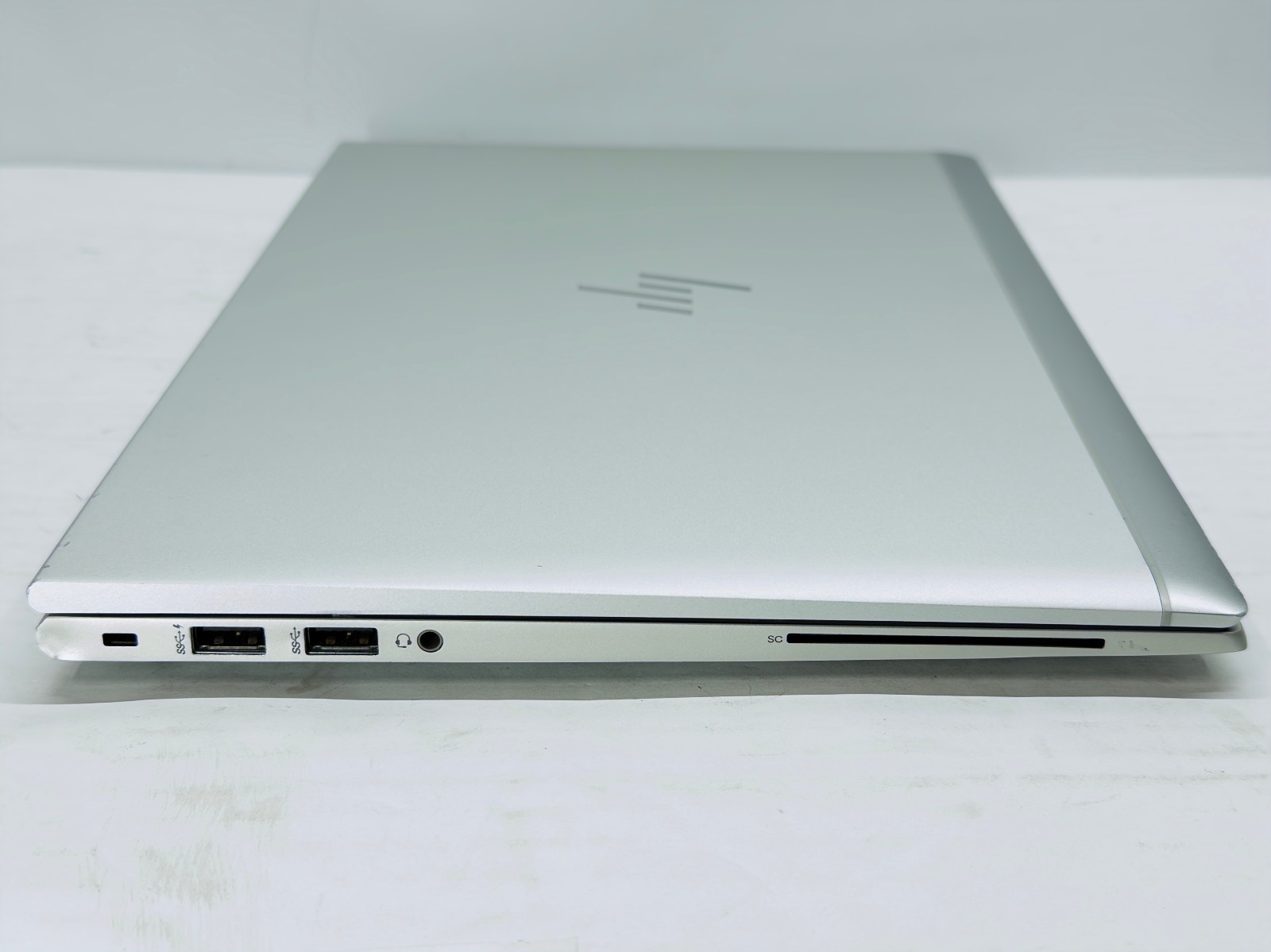 HP EliteBook 840 G7 i7-10510U 4c 8t NO RAM OR STORAGE CRACKED DISPLAY