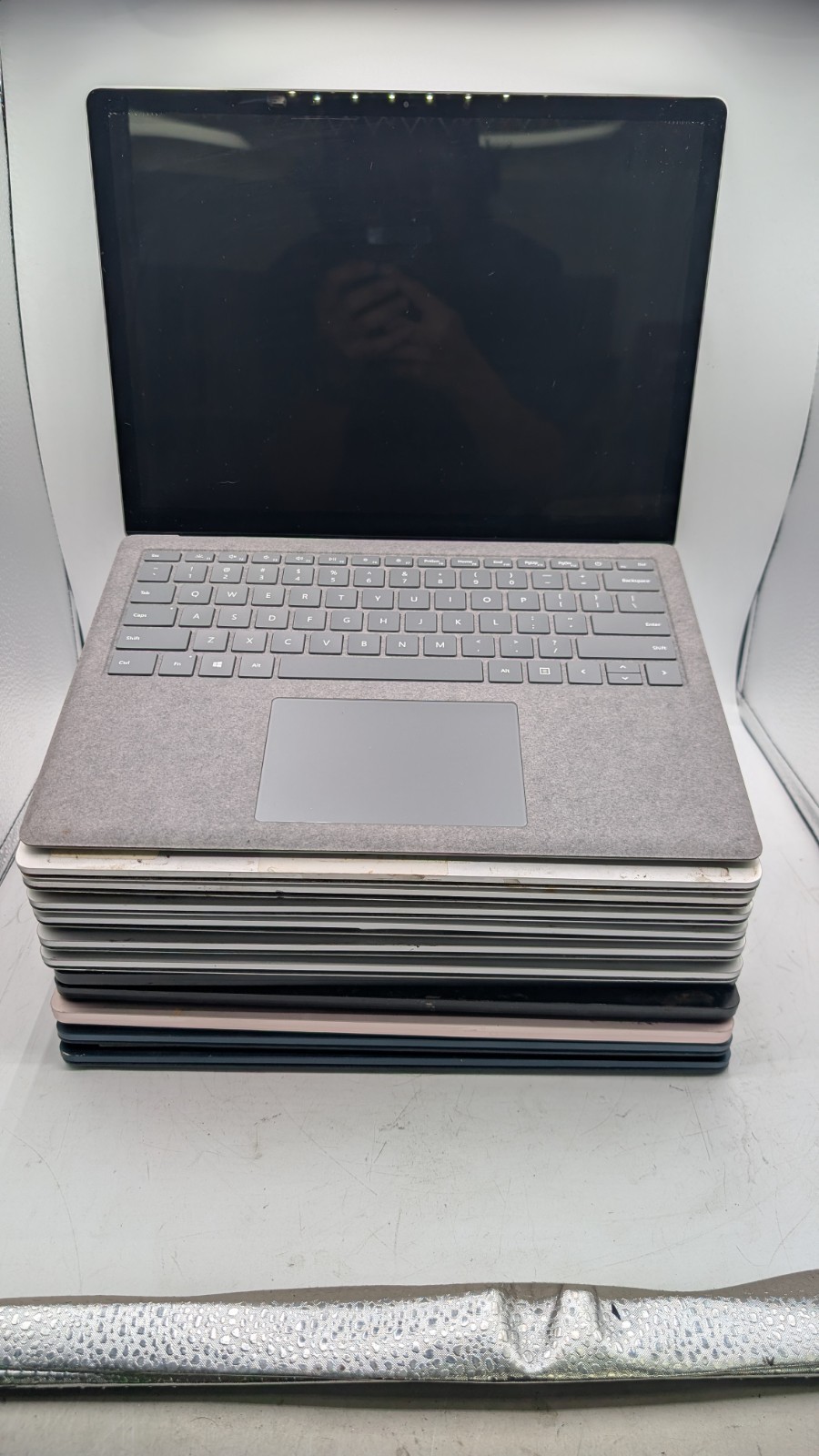Lot Of 12 Microsoft Surface Laptop 3 13.5″ Intel i5 8GB RAM No DRIVE Read Desc