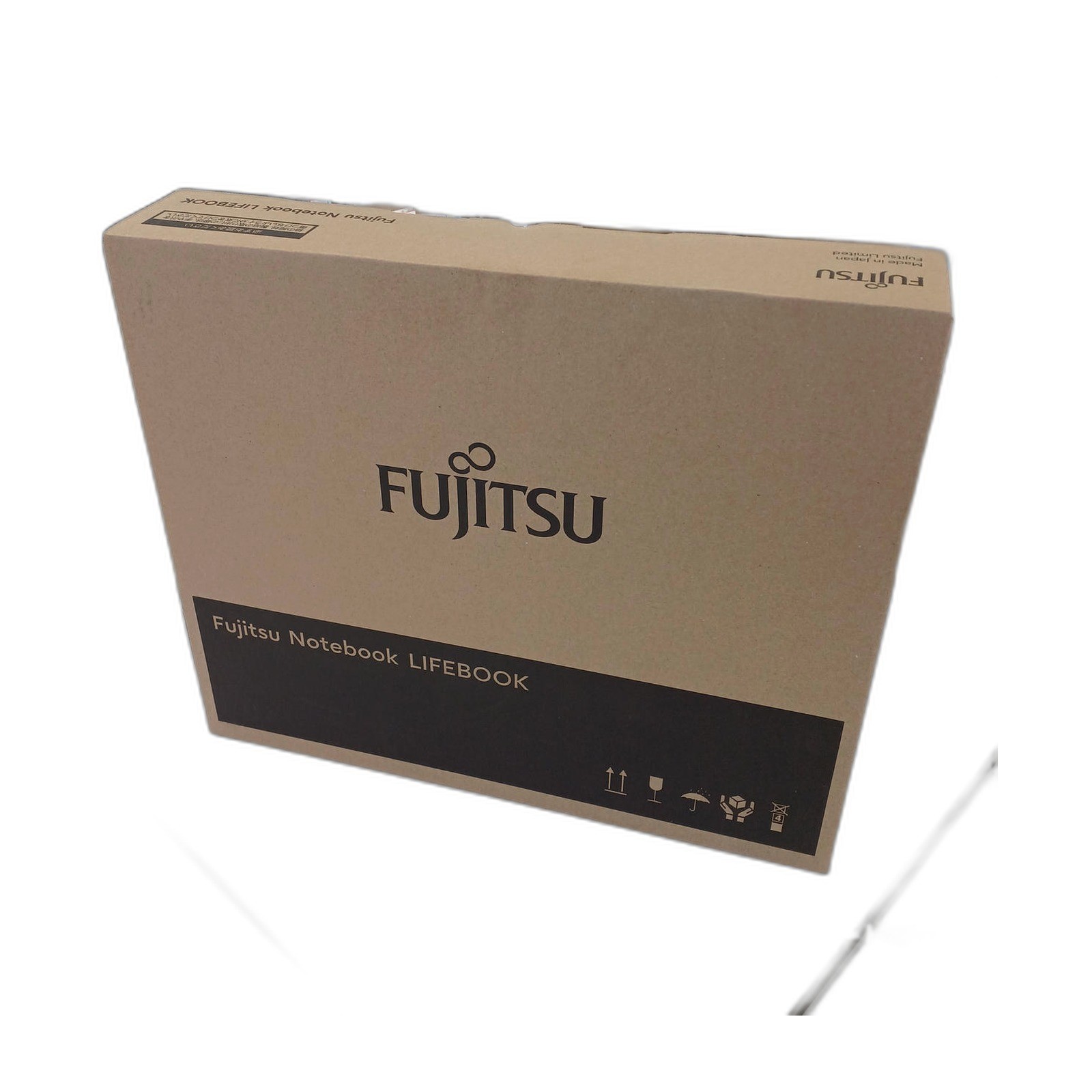 FUJITSU LIFEBOOK A5515/AX FMVA0H022P 15.6″ Core 5 220U 8GB 256GB SSD Win 11 Pro