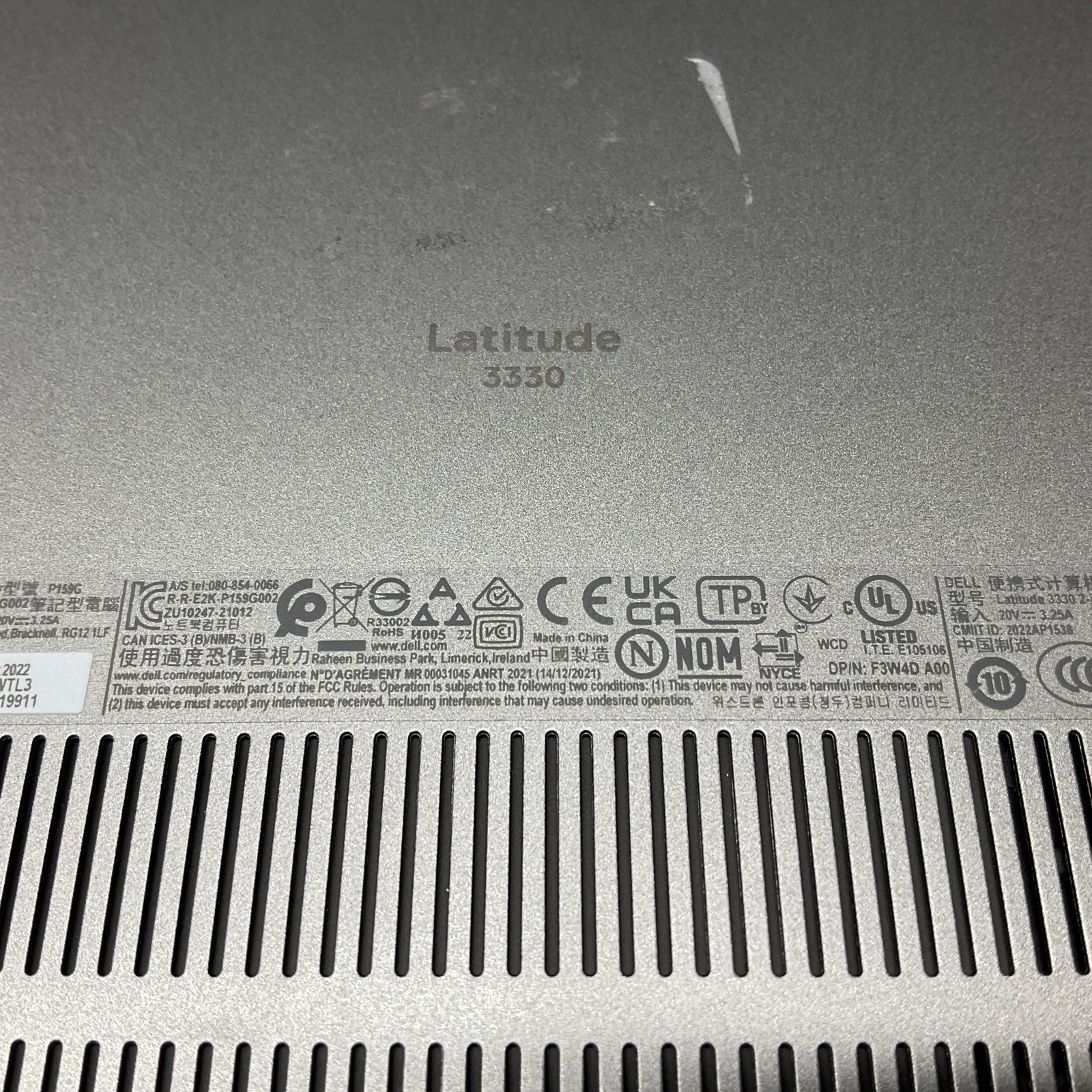Dell Latitude 3330 / i5 11th Gen / 16GB RAM / BIOS Locked / Cracked Screen / C15