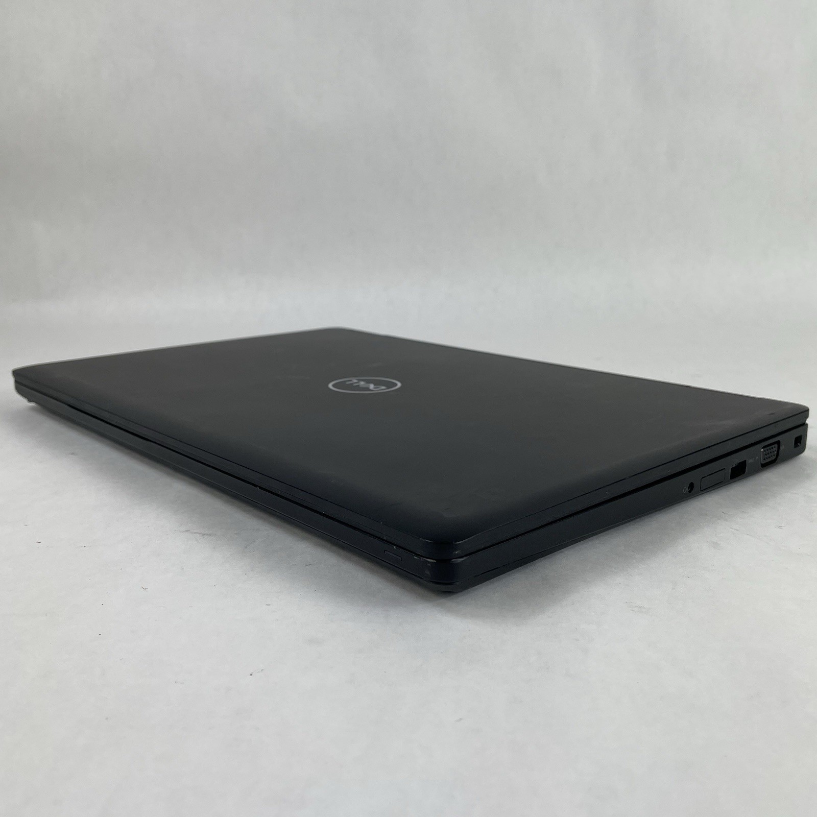 Dell Latitude 5590 15.6″ i7-8650U 1.90 GHz 8 GB RAM No SSD/OS/AC