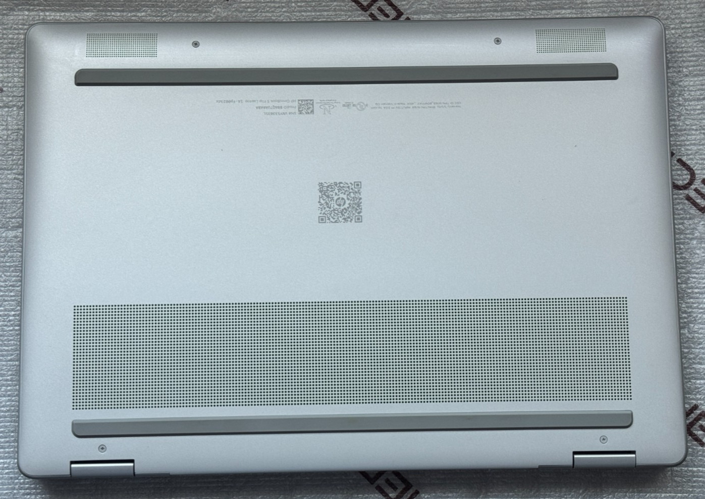 HP OmniBook 5 Flip 14″ 2K Touch 2-in-1 Laptop Core 7 150U 16GB 512GB 14-fp0023dx