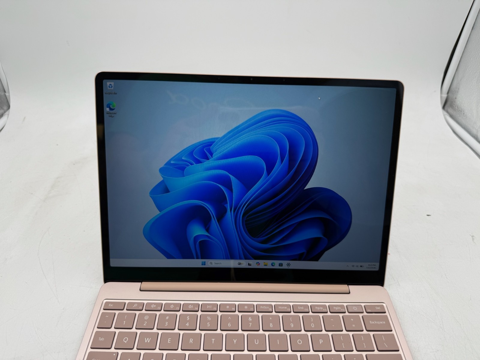 Microsoft Surface Laptop Go 1943 12.4″ 128 GB SSD 8 GB RAM i5-1035G1 Win 11 Home