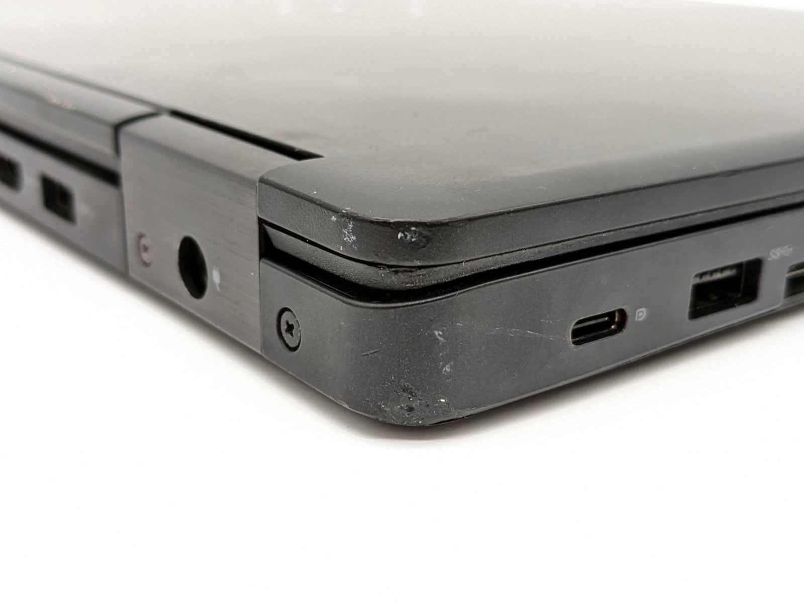 Lot of 5 Dell Latitude 5580 – Intel Core i5-6440HQ, 8GB RAM, no SSD/battery/OS