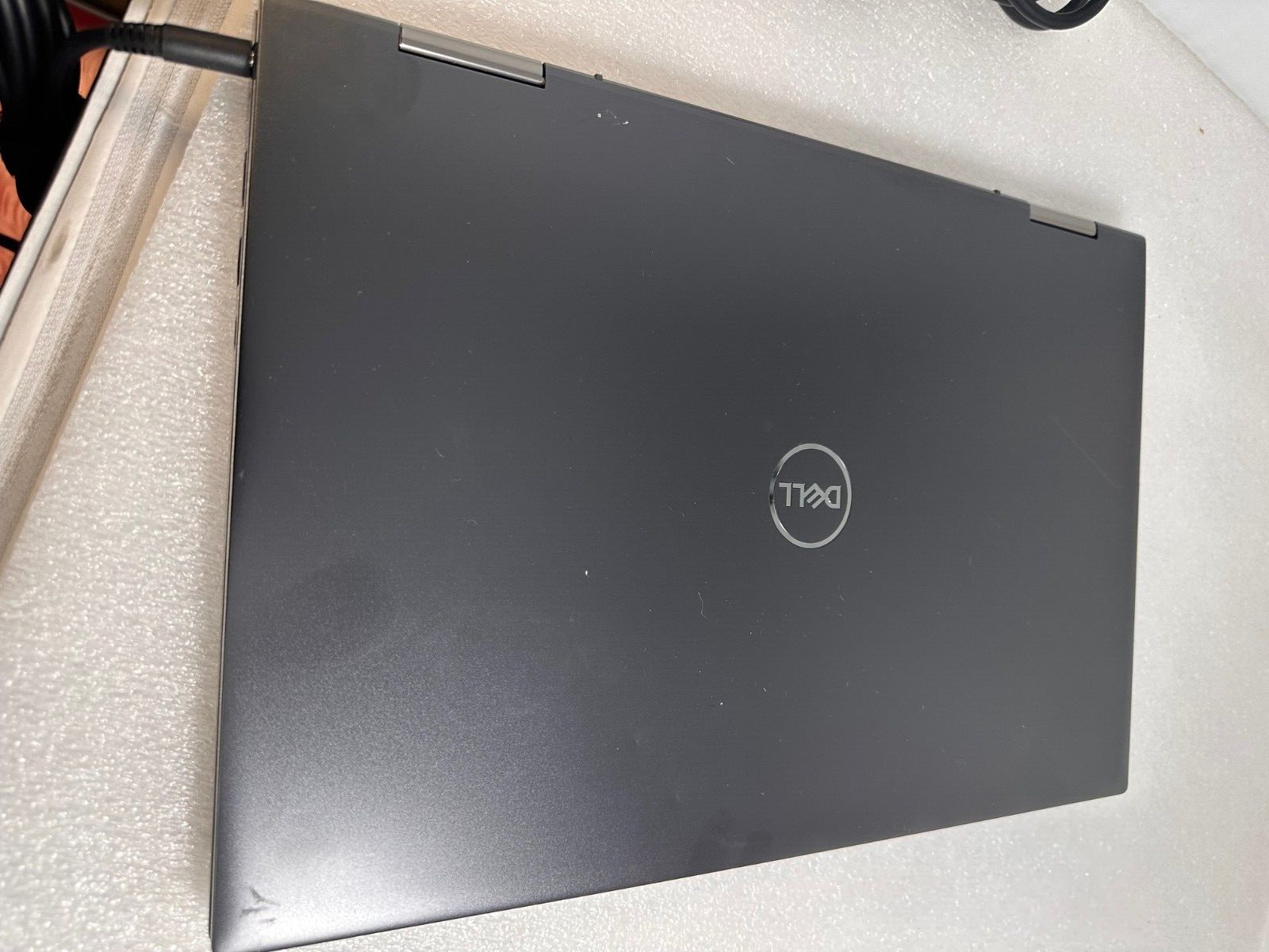 Dell Inspiron 7506 2 IN 1 Core i7-1165G7 @ 2.80GHz 16GB ram 1TB ssd READ
