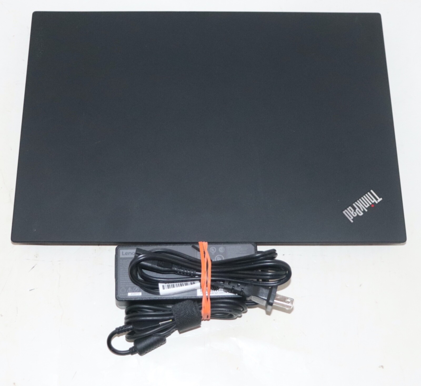 Lenovo ThinkPad T570 Intel core i5@2.40GHz|16GBRAM|256GBSSD|WIN 11.PRO|Webcam|