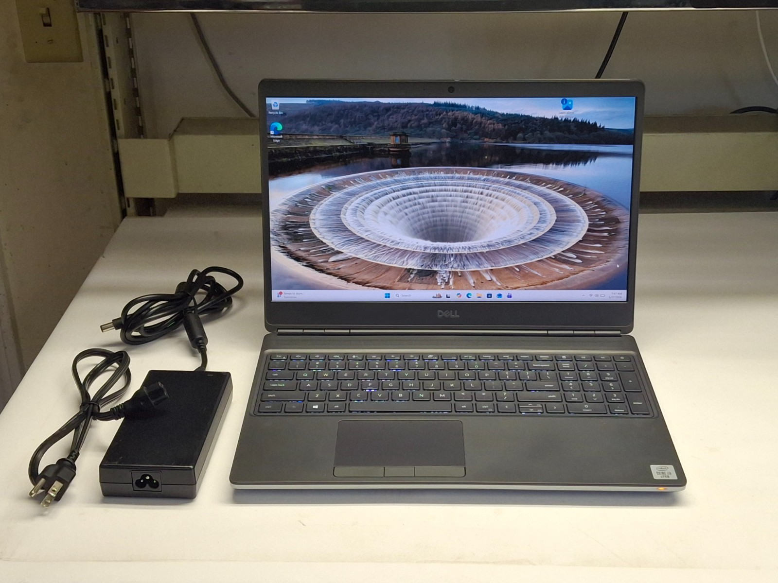 Dell Precision 7550 15.6″ UHD i9-10885H 2.4GHz 32GB 512GB RTX 3000 Win11 Pro