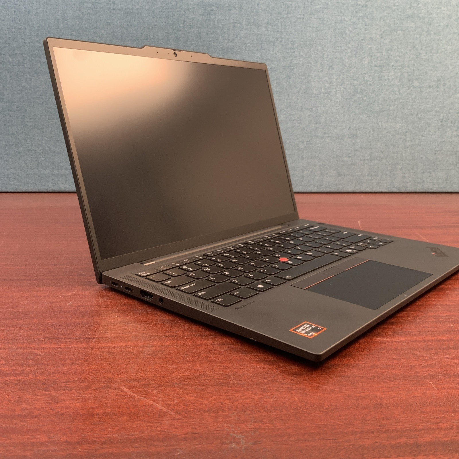 Lenovo ThinkPad T14s Gen 6 AMD Ryzen AI 7 PRO 350 31GB RAM 1TB SSD Win 11 Pro