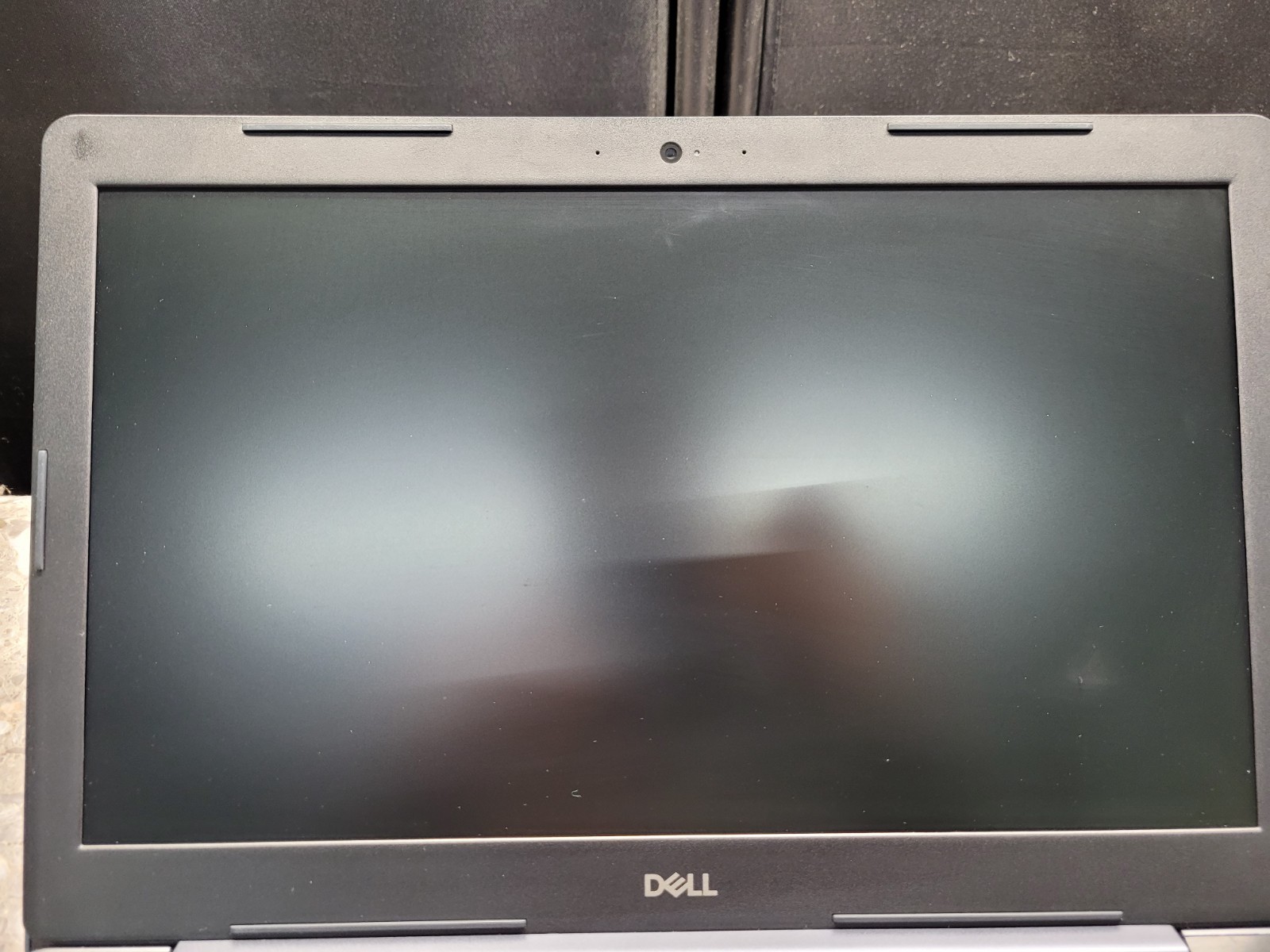 Dell Inspiron 5575 15.6″ FHD Ryzen 5 2500U 2GHz 8GB 256GB SSD Win 11