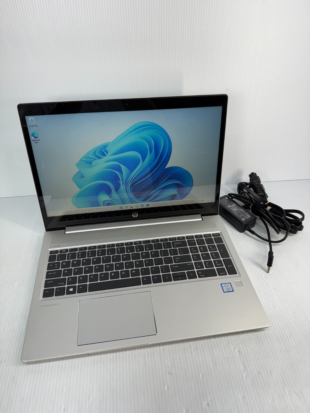 HP ProBook 450 G6 i5-8265U 15.6″ Touchscreen Windows 11 Pro Laptop 256GB 16GB