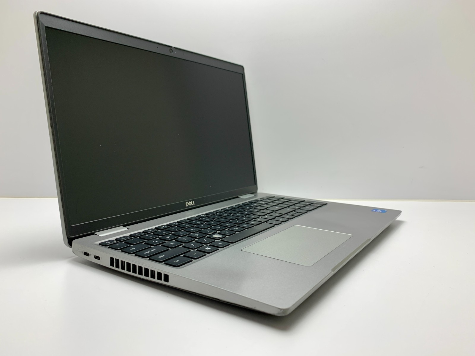 Dell Latitude 5520 | i5-1145G7 | 16GB RAM | 256GB NVMe | LINUX | KEY MARKS