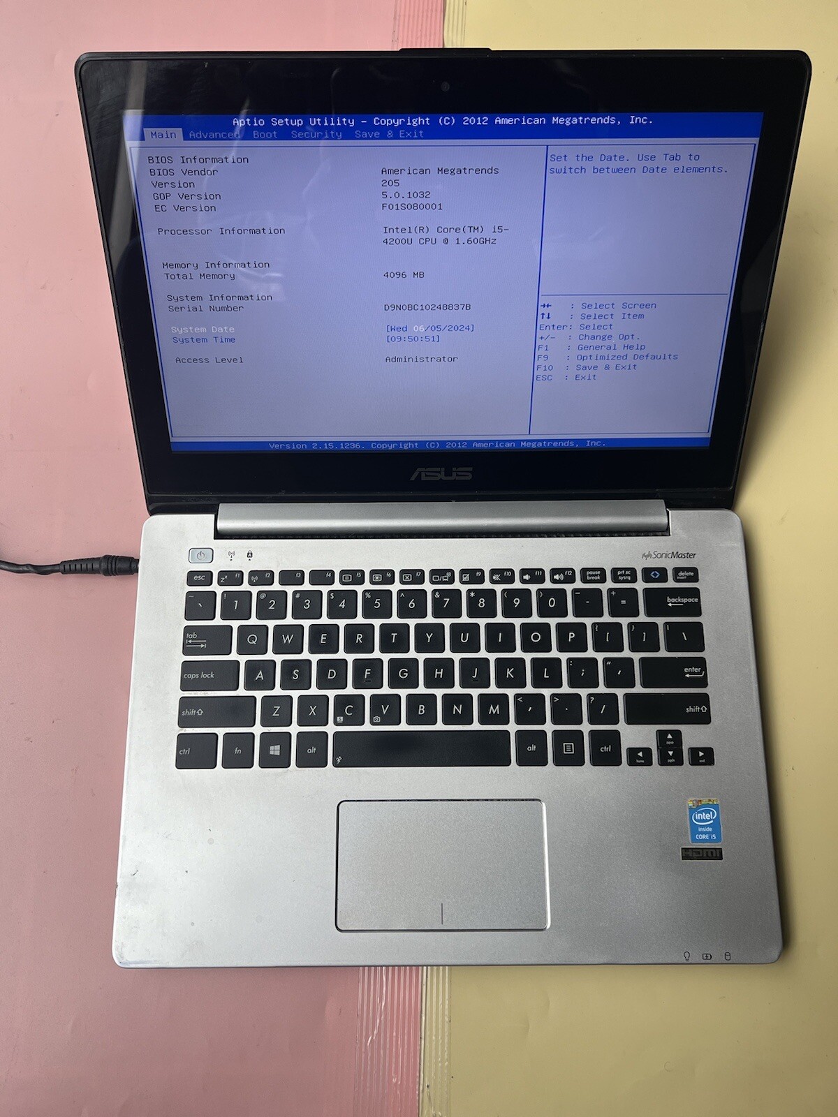 ASUS Q301L Intel Core i5-4200U 4GB RAM 500GB HDD wifi WEBCAM HDMI TOUCHSCREEN
