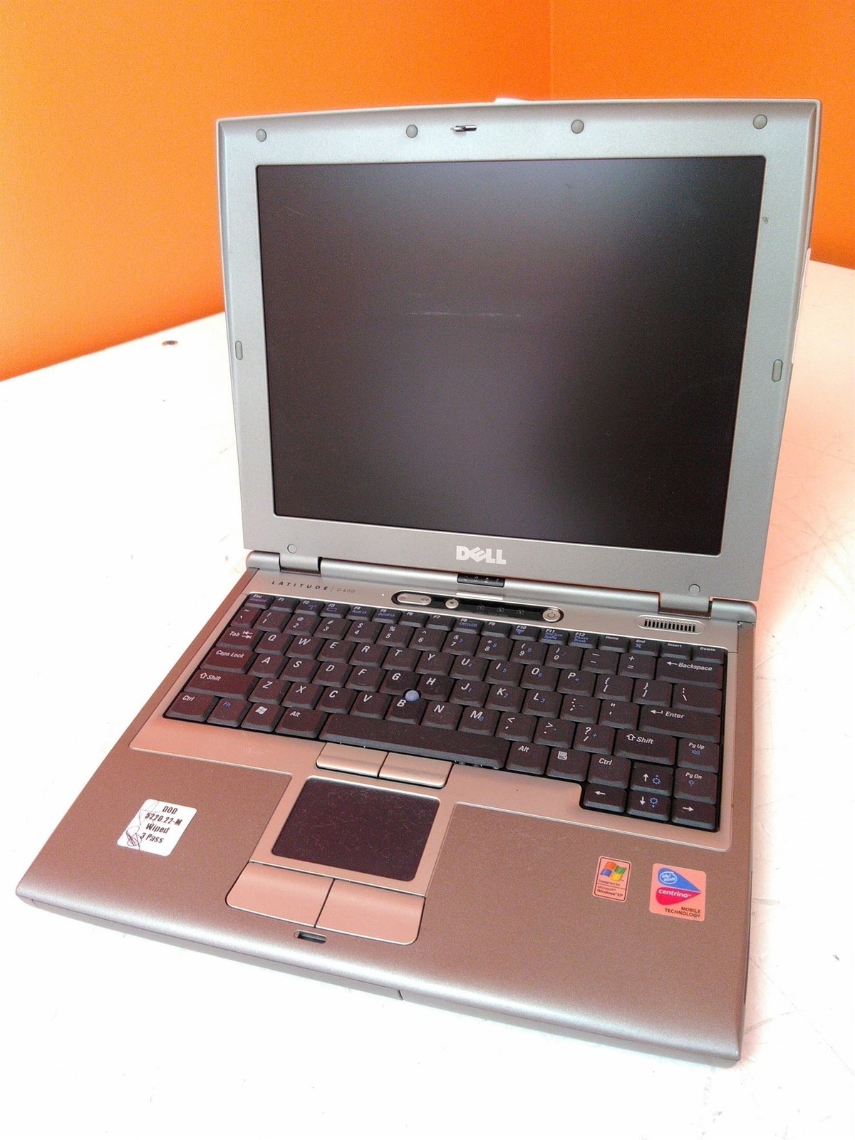Dell Latitude D400 12.1″ Laptop Pentium M 1.40GHz 512MB 10GB No PSU