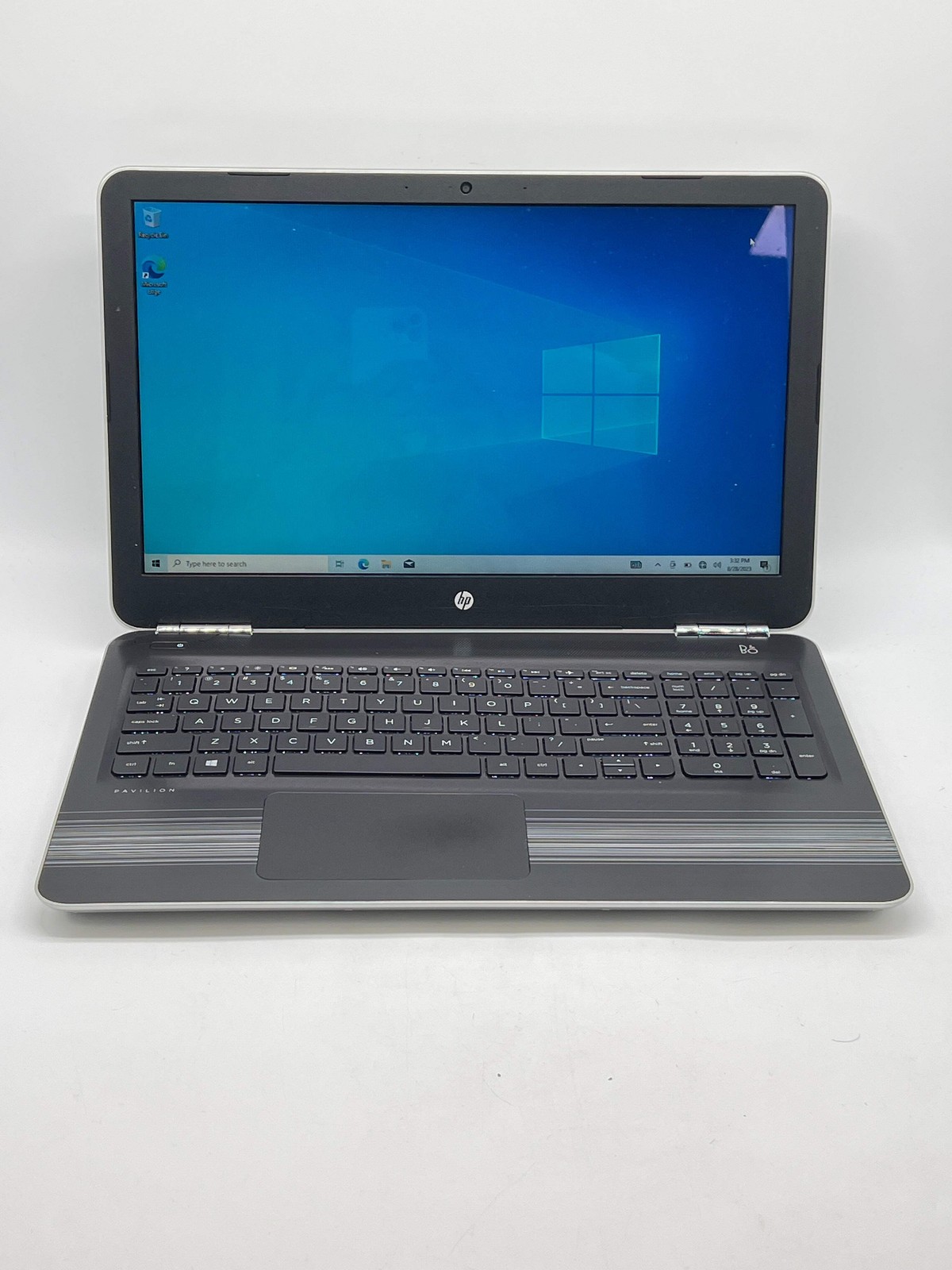 HP Pavilion 15-aw053nr AMD A12-9700P 8GB RAM 1TB HDD – For Parts (Read)