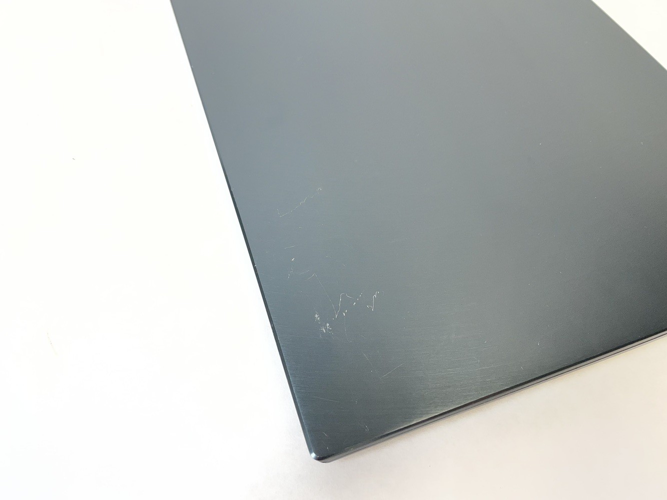 Asus ZenBook UM425UA AMD Ryzen 7 5700U 14″ 16GB RAM 1TB SSD