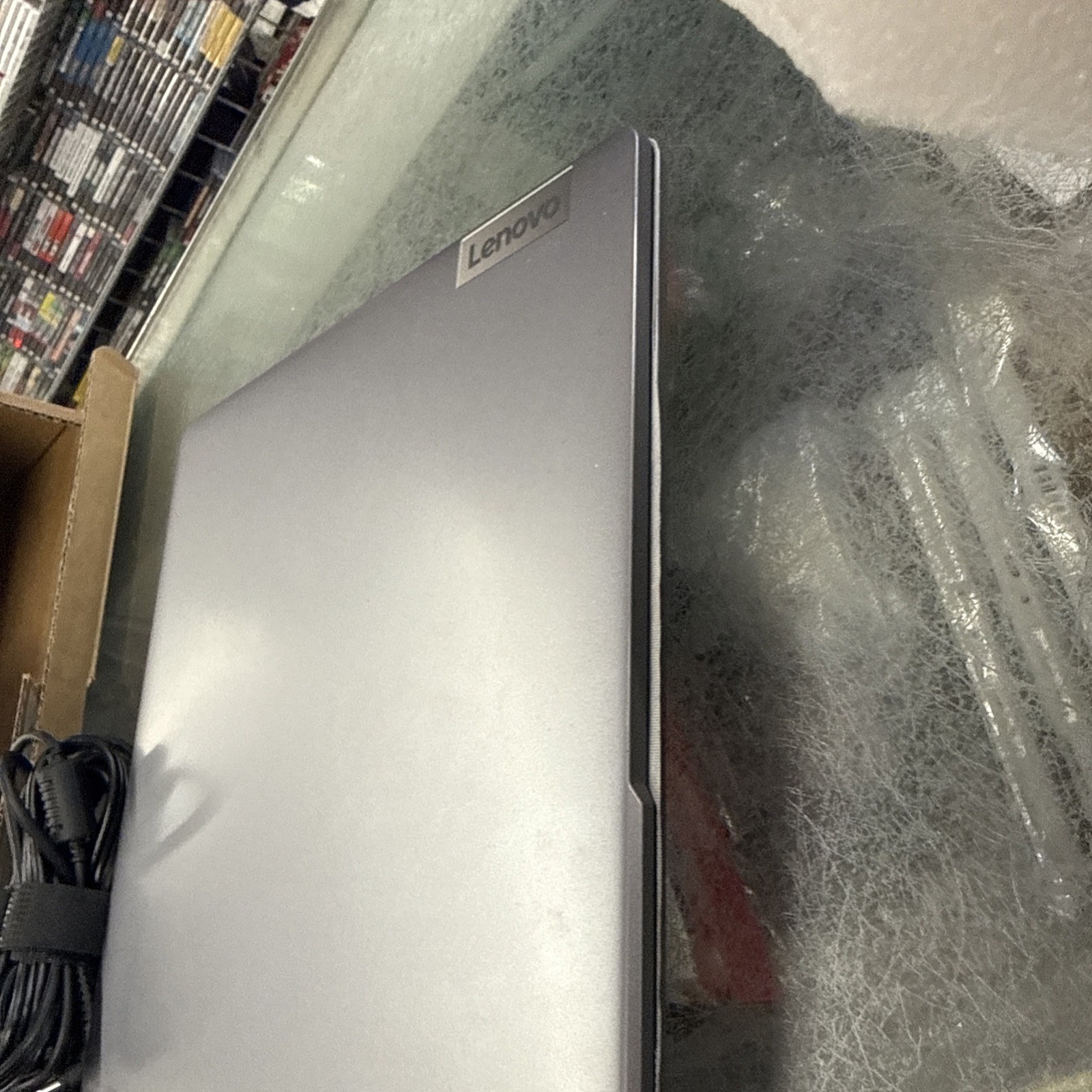 Lenovo IdeaPad Slim 3 15IAN8 15.6″ Intel N100 4GB DDR5 128GB UFS Windows 11 HS