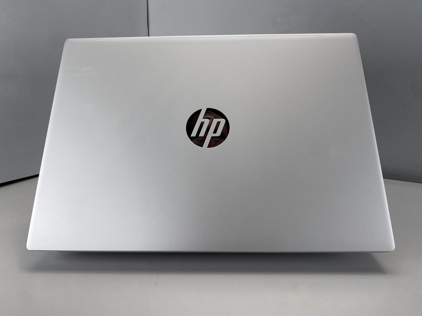 HP Laptop OmniBook 5 16-AF1173CL 16″ Intel Core Ultra 7 255U 1TB- Silver