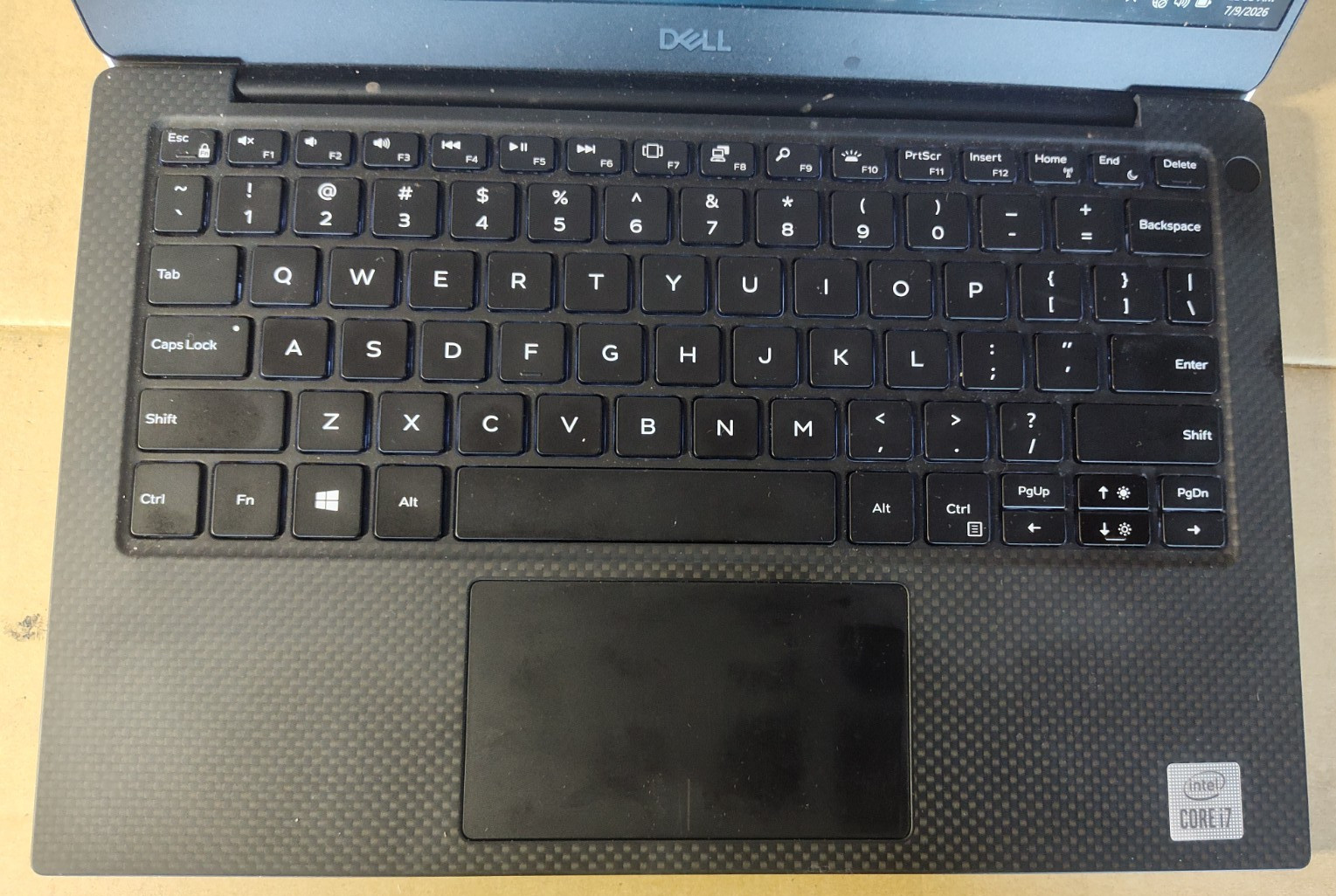 Dell XPS 13 7390 13.3″, i7-10710U – 16GB DDR4 256GB SSD