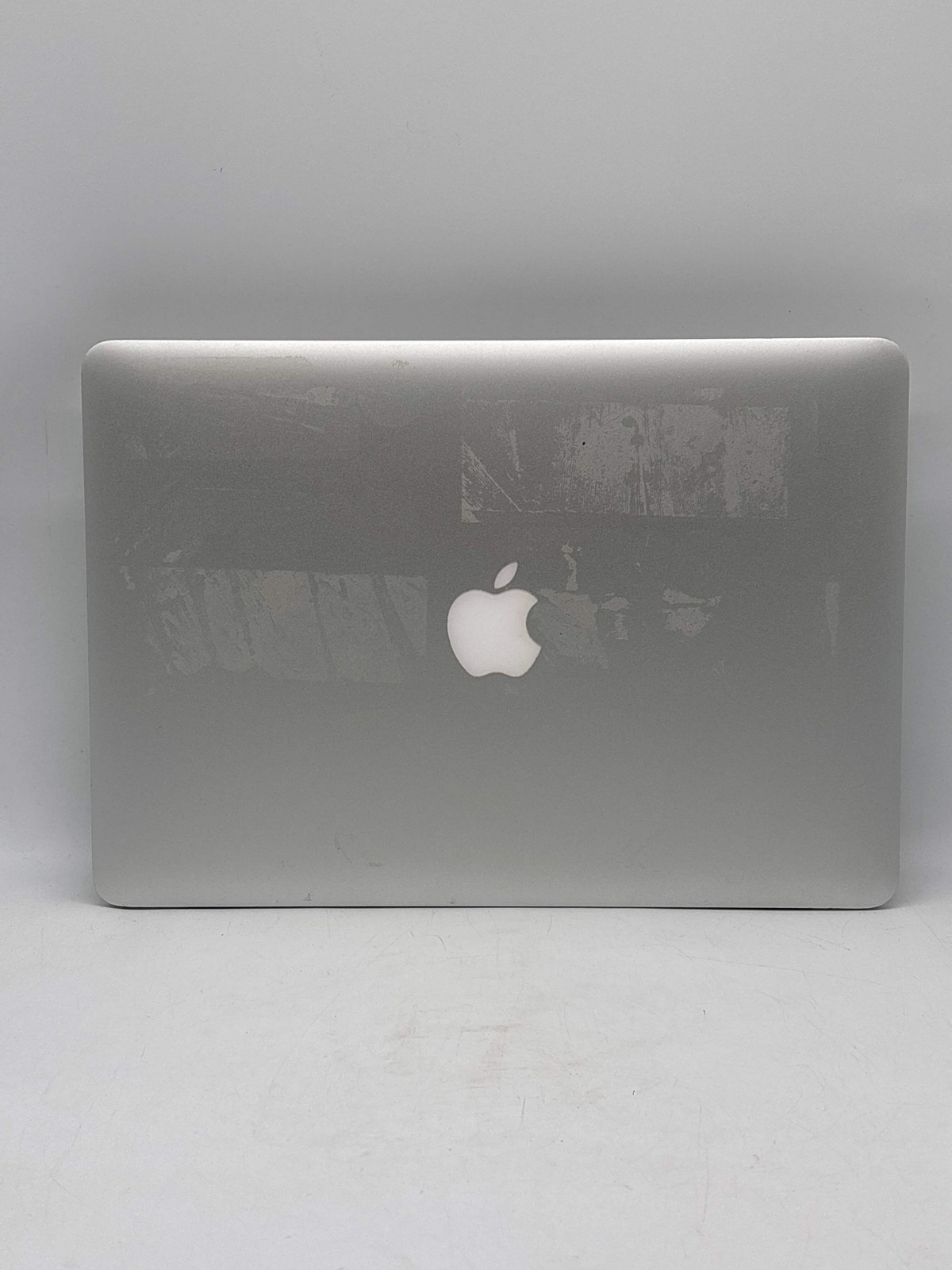 Apple MacBook Air 13″ A1466 2015 Intel Core i5 4GB RAM 256GB SSD Silver – Used